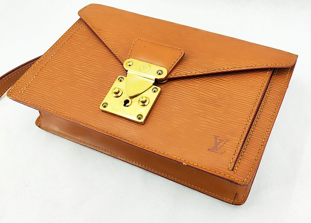 Louis Vuitton LOUIS VUITTON Pochette Sellier Dragonne Clutch Epi Size ONE SIZE - 4 Thumbnail