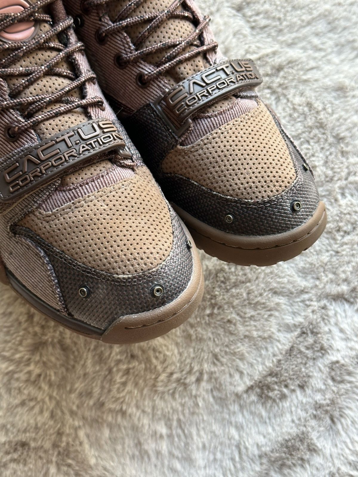 Nike × Travis Scott Nike Air Trainer 1 x Travis Scott Cactus Corporation Wheat Size US 5.5 / EU 38 - 12 Thumbnail