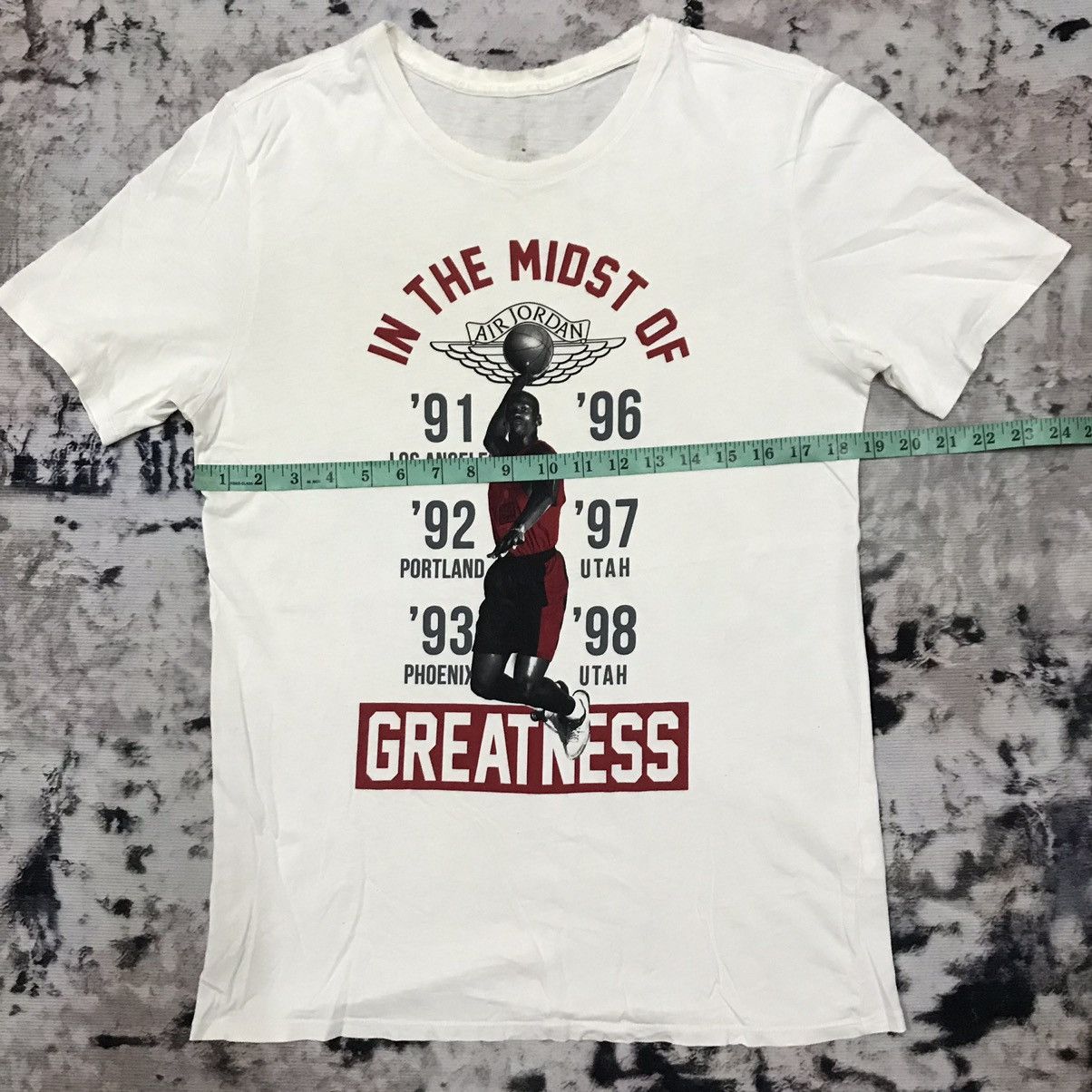 Jordan Brand Air Jordan Distressed Tshirt Size US S / EU 44-46 / 1 - 13 Thumbnail