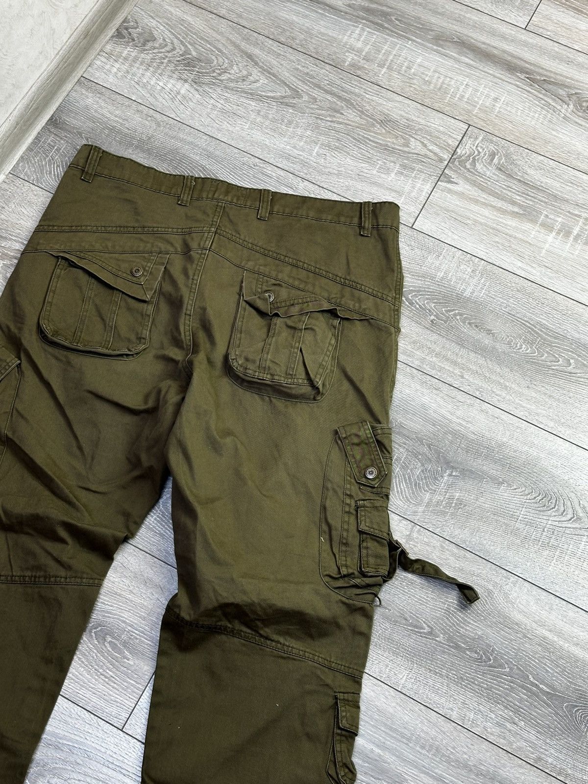 Japanese Brand Crazy 90s Grunge Military Olive Multi-Pocket Pants Size US 36 / EU 52 - 8 Thumbnail