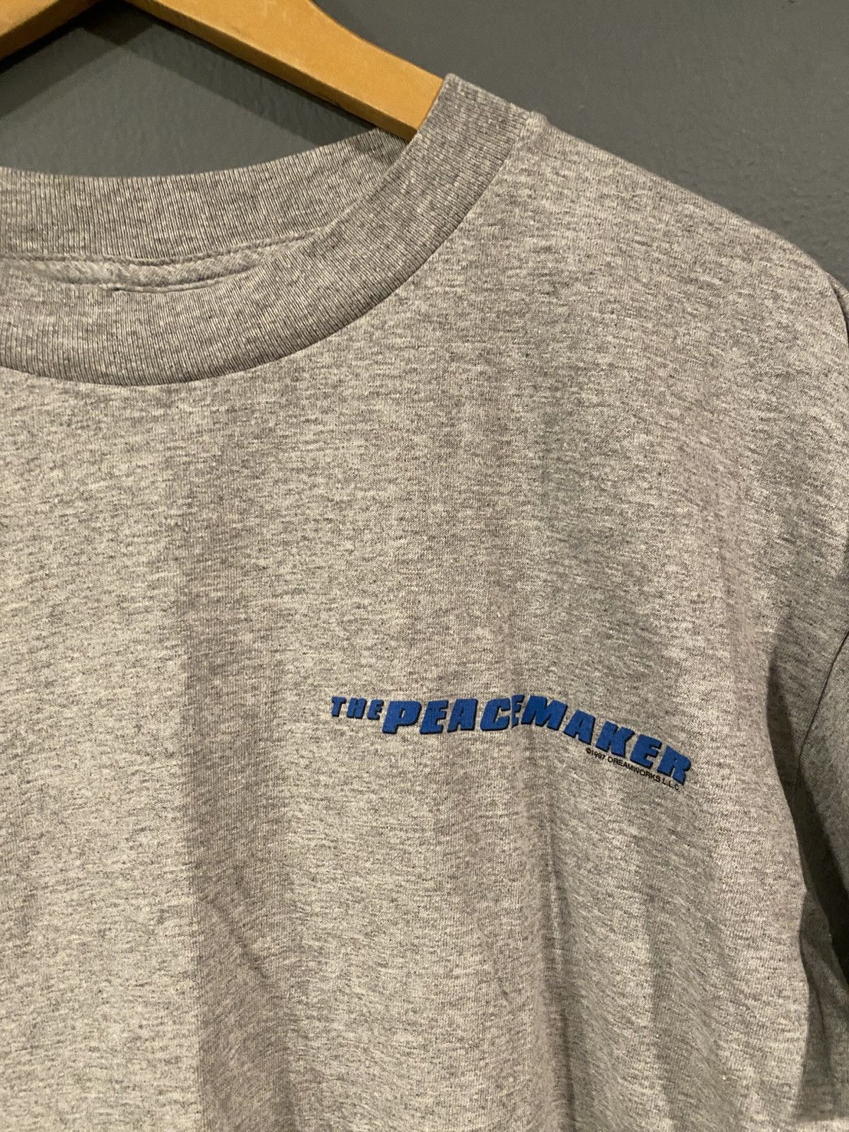 Vintage Vintage 1997 The Peacemaker T Shirt Size US L / EU 52-54 / 3 - 2 Thumbnail