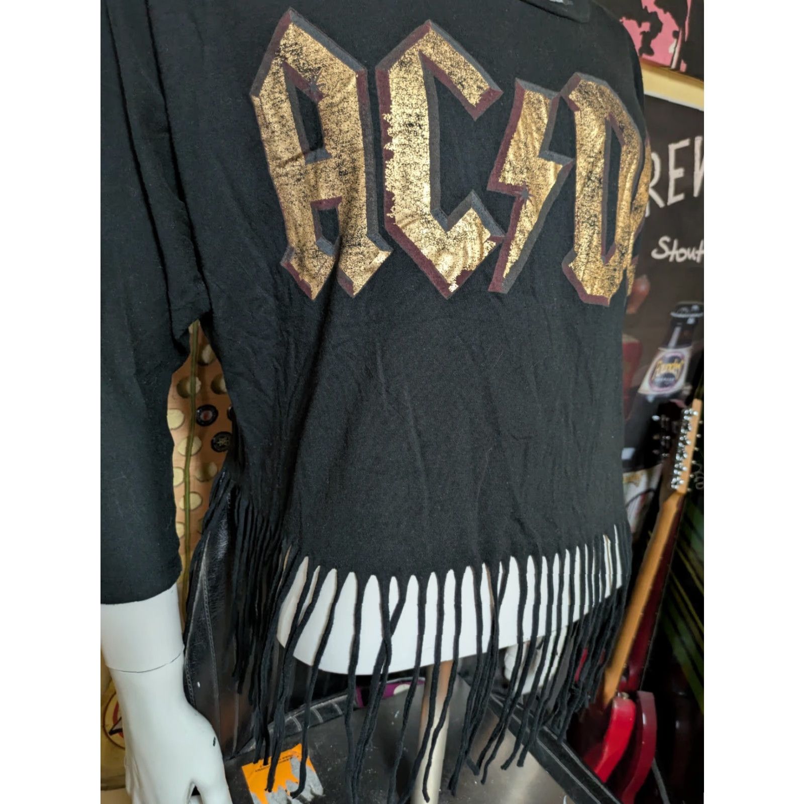 Forever 21 Womens AC/DC Long Sleeve T-Shirt Fringes Shirt Rock N Roll Band Size M / US 6-8 / IT 42-44 - 2 Thumbnail