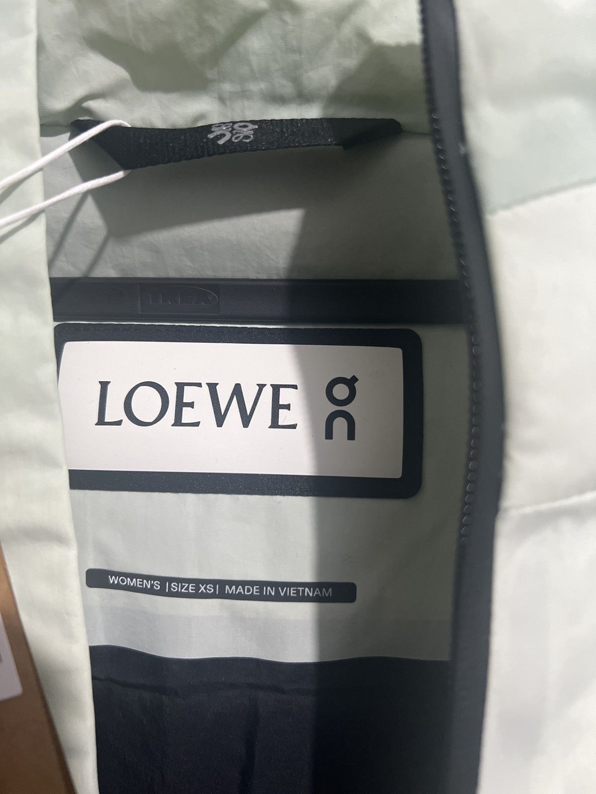 Loewe × On Puffer jacket new collection Loewe x On Size XS / US 0-2 / IT 36-38 - 5 Thumbnail