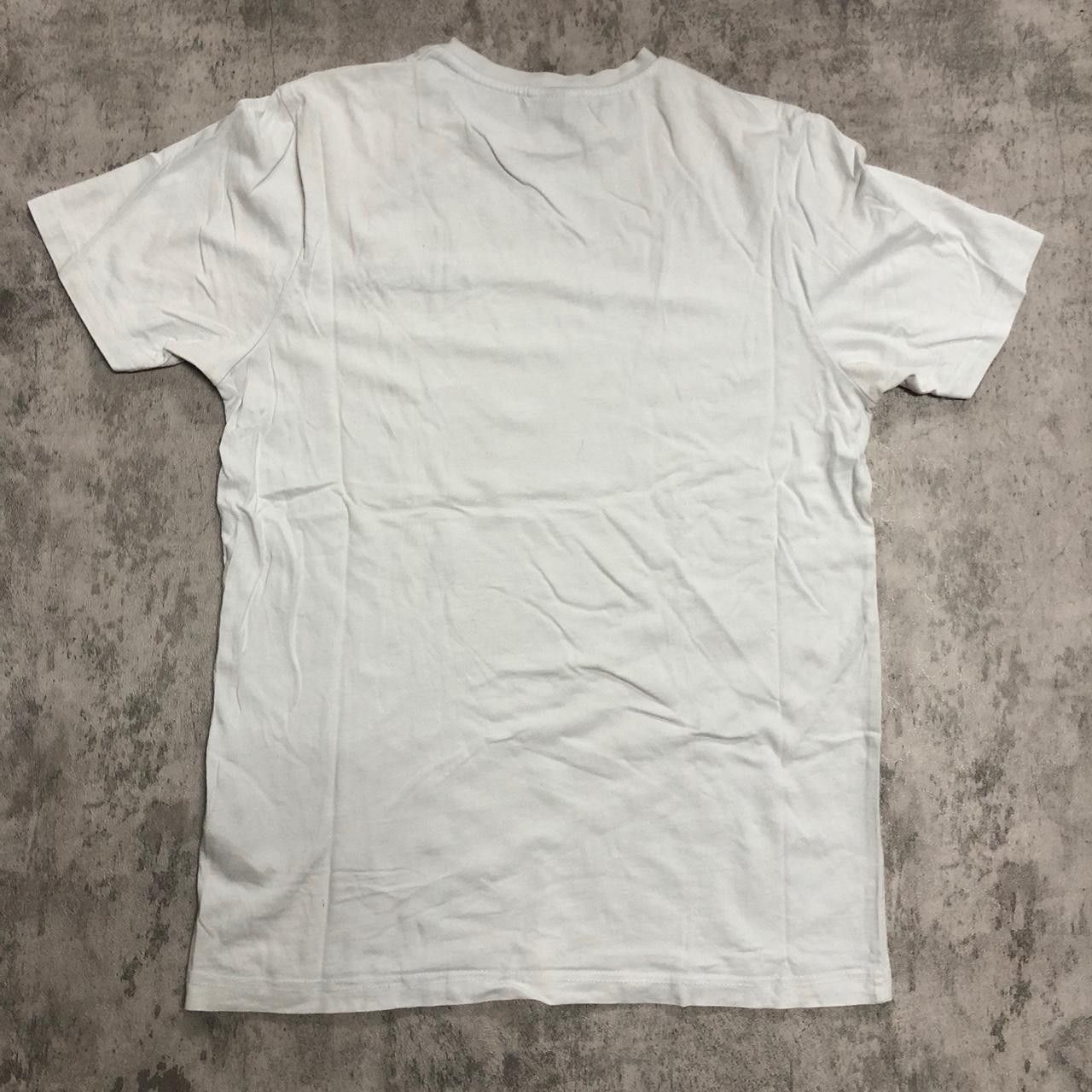 Ellesse White Ellesse T-shirt with a small mark on the front Size US L / EU 52-54 / 3 - 6 Thumbnail