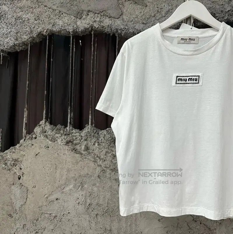 Miu Miu Miu Miu White Logo Cotton Crop T-Shirt . Size L / US 10 / IT 46 - 3 Thumbnail