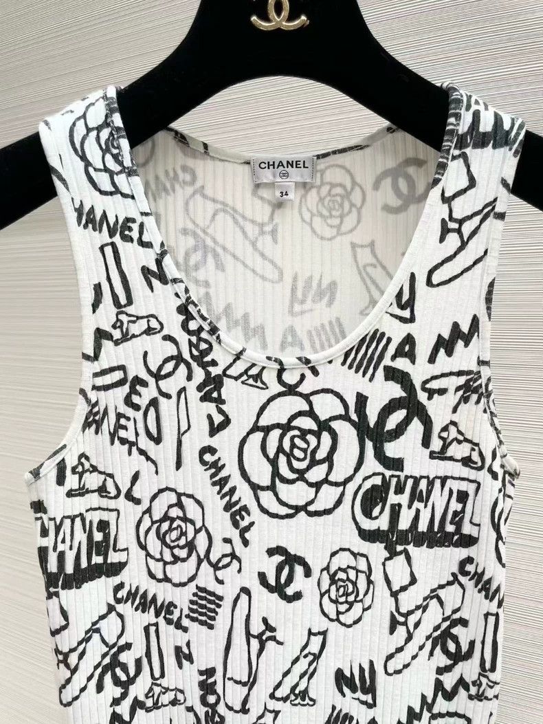 Chanel Chanel Black and white logo graffiti women's vest sleevele Size XXS / US 00 / IT 34 - 3 Thumbnail
