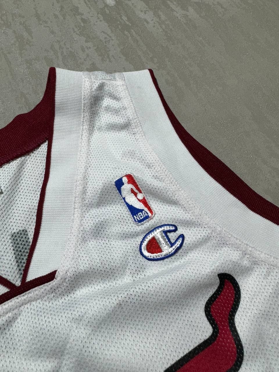 Champion SHAQUILLE O'NEAL MIAMI HEAT NBA BASKETBALL jersey champion Size US L / EU 52-54 / 3 - 4 Thumbnail