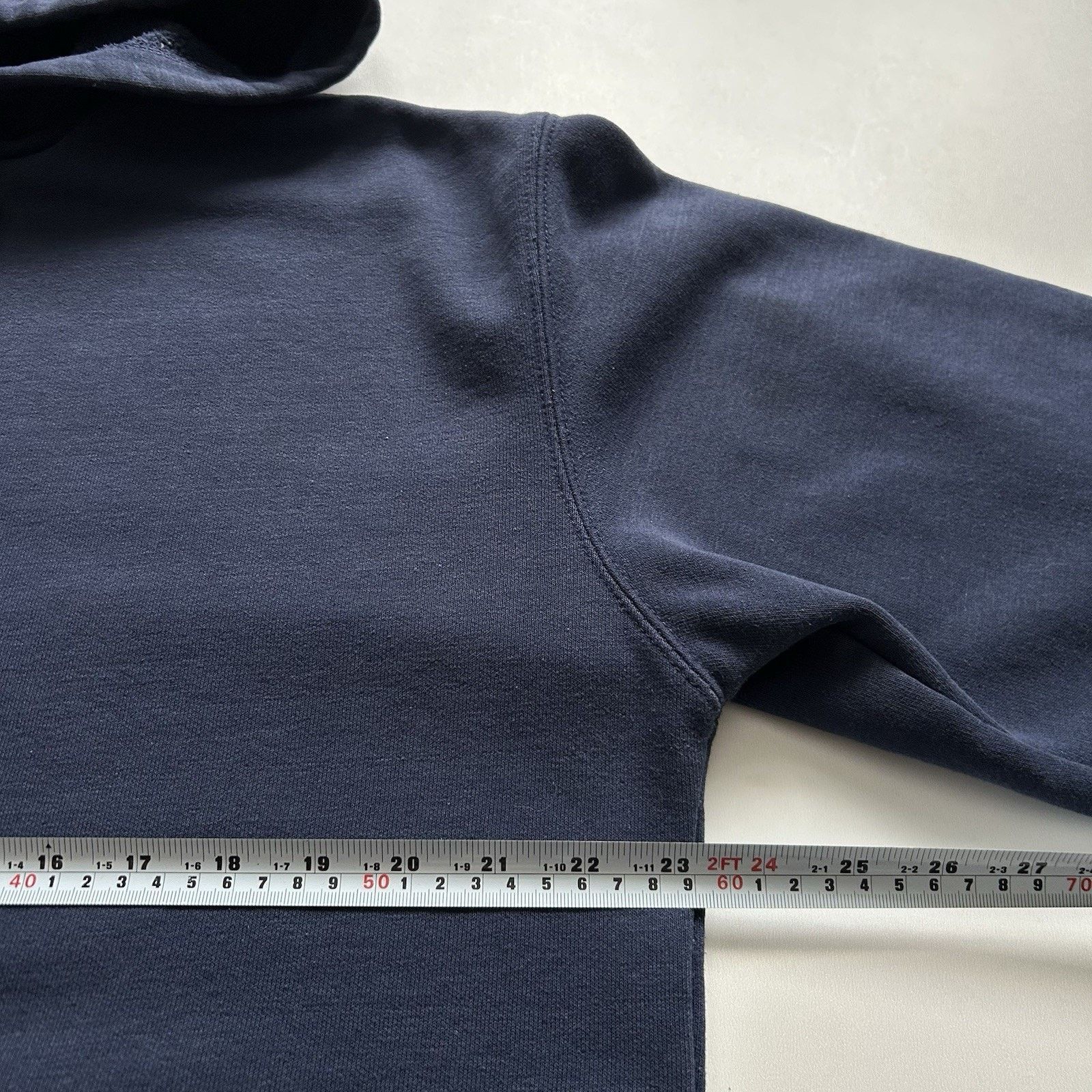 Carhartt Vintage Carhartt Hoodie Sweatshirt Medium Faded Navy Blue Size US M / EU 48-50 / 2 - 7 Thumbnail
