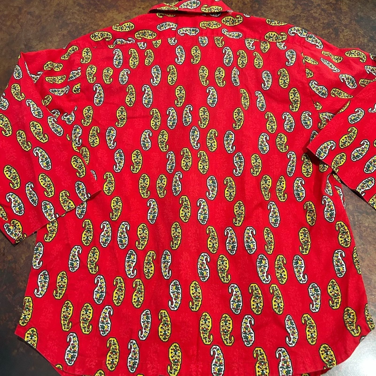 & Other Stories Tomato Red vintage 60’s cotton paisley women’s shirt small Size S / US 4 / IT 40 - 2 Thumbnail