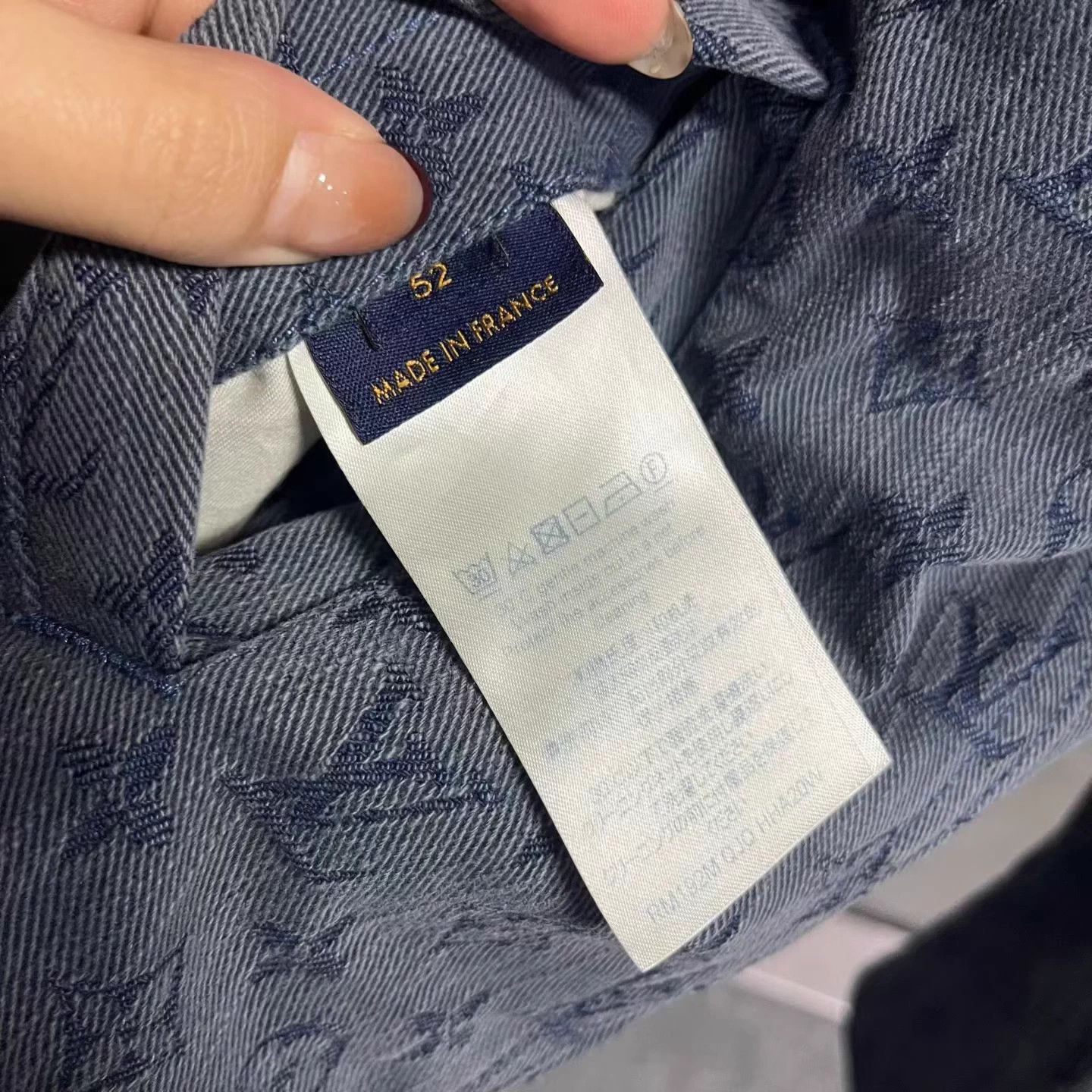 Louis Vuitton Louis Vuitton Blue Logo Allover Longsleeve Denim Jacket Size US L / EU 52-54 / 3 - 4 Thumbnail