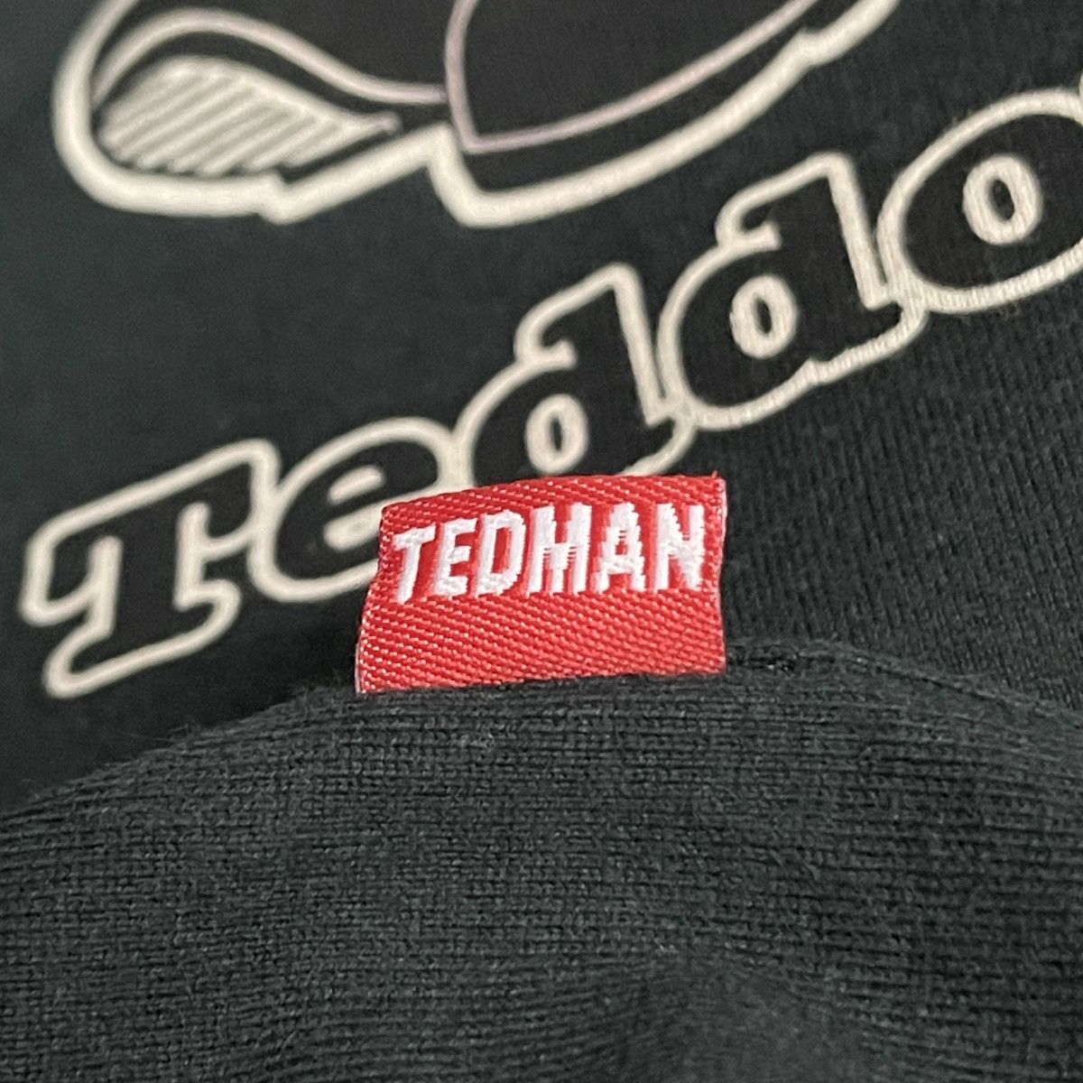 Tedman Vintage Ted Company Red Devil Bass Fishing Graphic T-Shirt Size US S / EU 44-46 / 1 - 18 Thumbnail