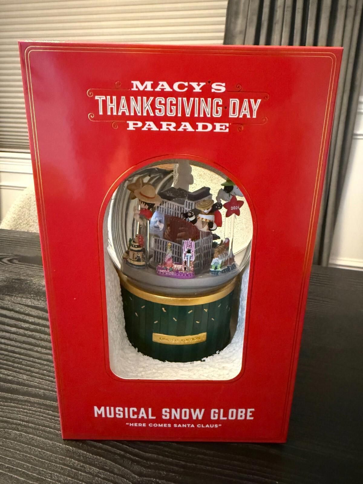 Other Macy's 2024 Thanksgiving Day Parade Waterglobe, In hand! Size ONE SIZE - 5 Thumbnail