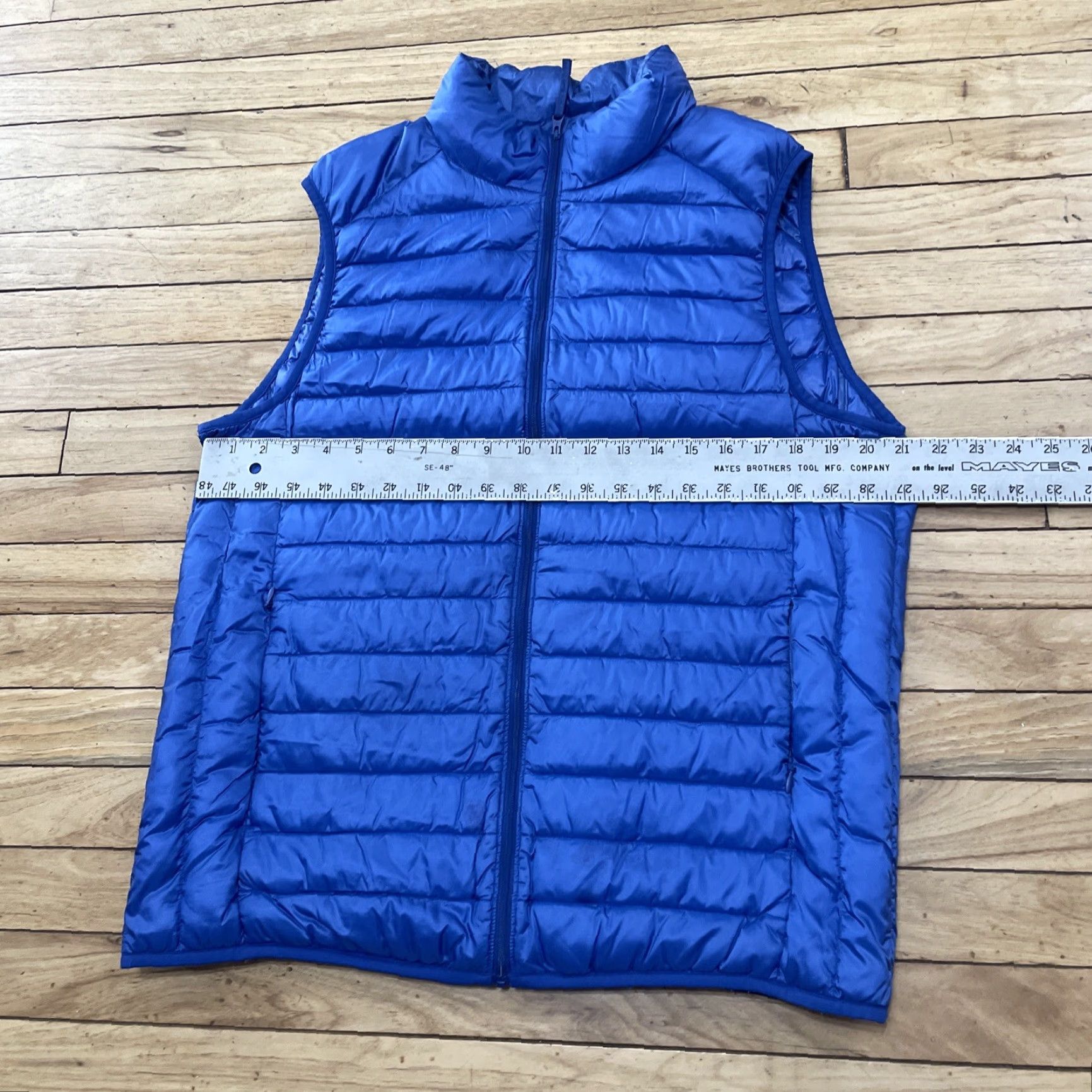 Uniqlo VINTAGE Uniqlo Vest Adult L Electric Blue Lightweight Down Sleeveless Zip Gillet 42" Size US L / EU 52-54 / 3 - 7 Thumbnail