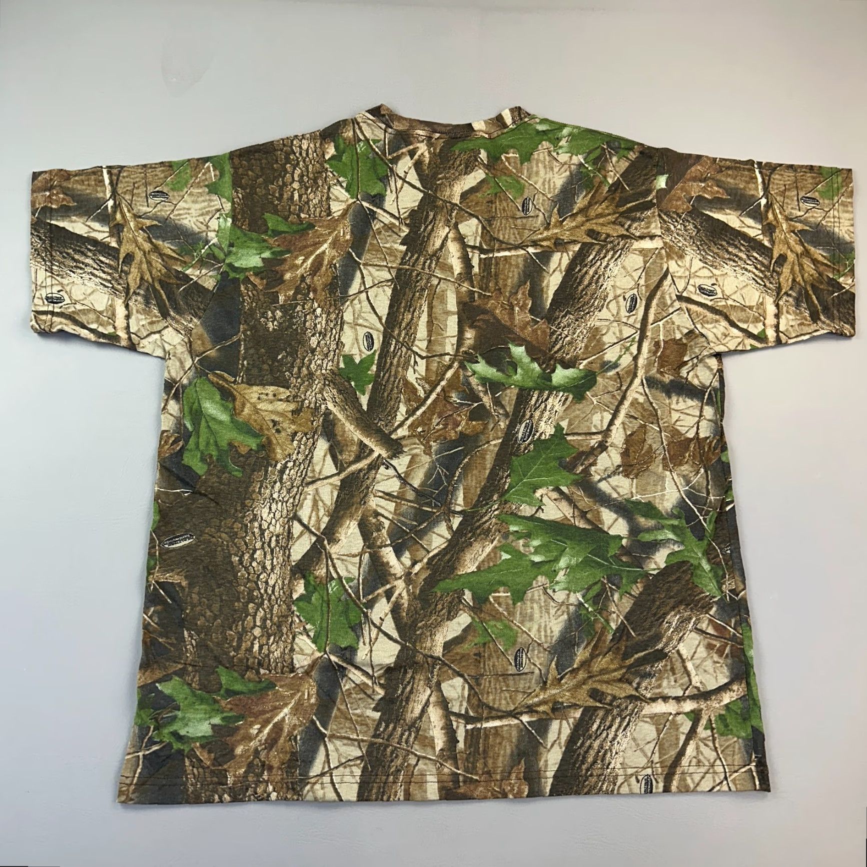 Realtree VINTAGE Jon Q Wright Shirt Mens 2XL Realtree Hardwoods Camo Deer Print Deadstock 90s USA Animals Outdoor Camouflage T-Shirt Mens XL Size US XXL / EU 58 / 5 - 6 Thumbnail