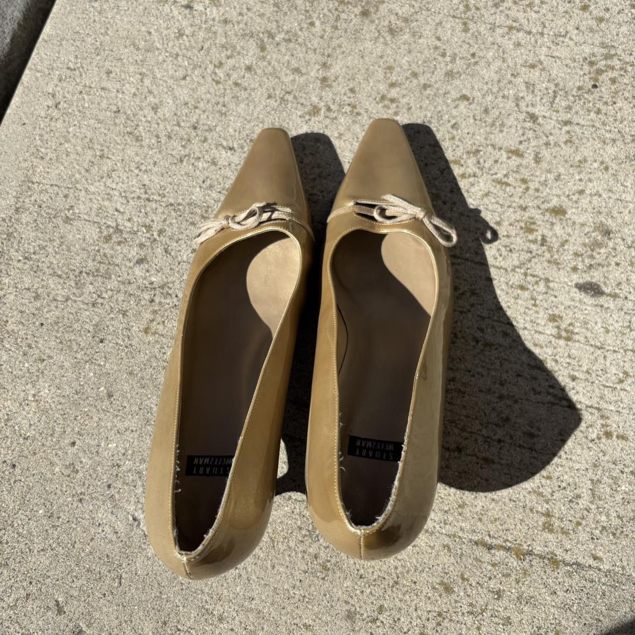 Stuart Weitzman Vintage Stuart Weitzman Gold Kitten Heels with Bow Accent Size US 8 / IT 38 - 2 Thumbnail