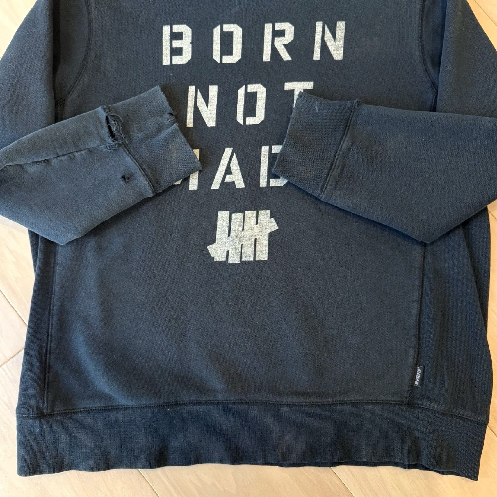 Undefeated VINTAGE Undefeated Sweatshirt XL Black Y2K Los Angeles Streetwear Born Not Made Size US XL / EU 56 / 4 - 5 Thumbnail