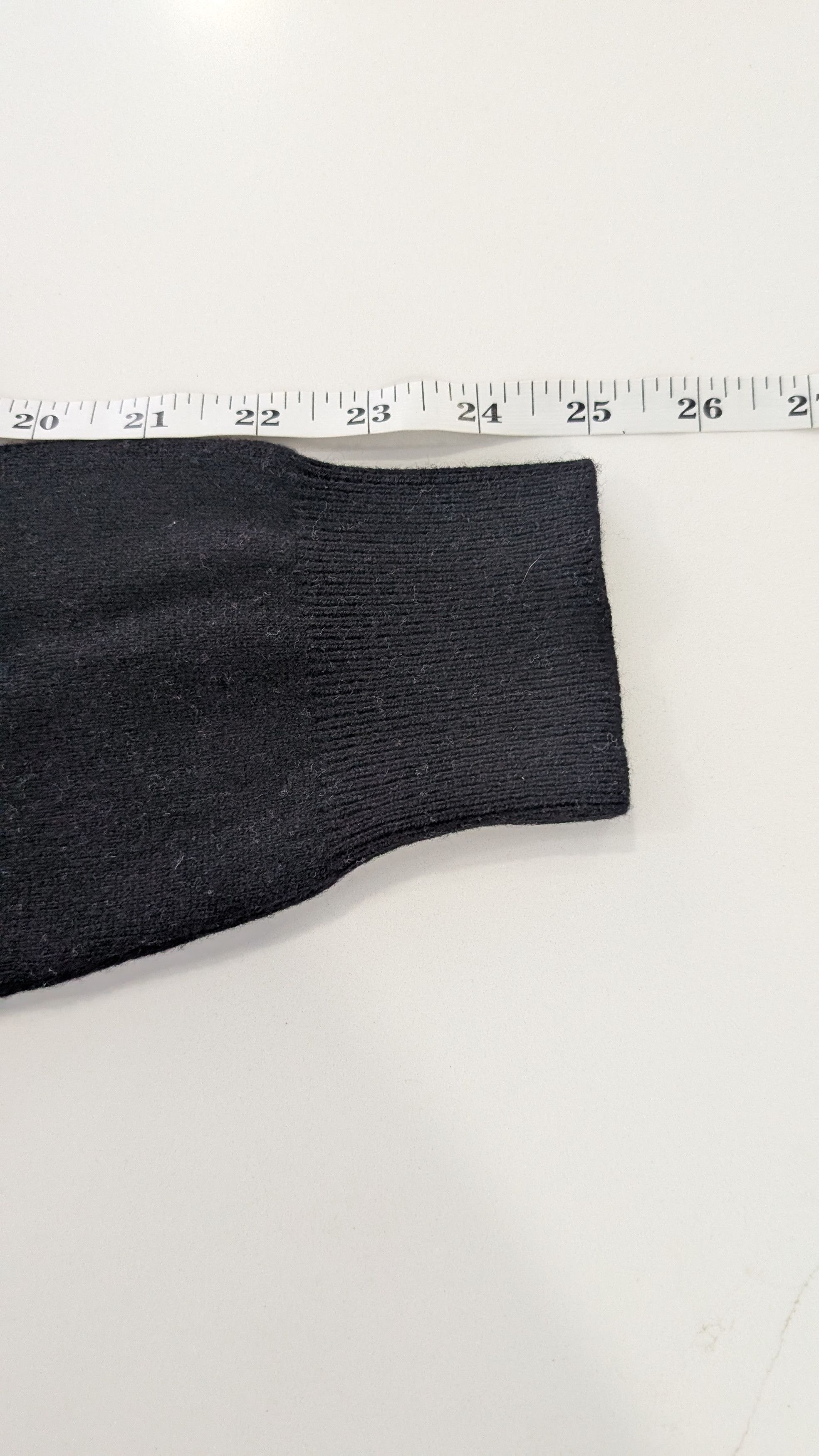 Gucci Gucci Logo Sleeve Patch Cashmere Sweater - Black - Size S Size US S / EU 44-46 / 1 - 7 Thumbnail