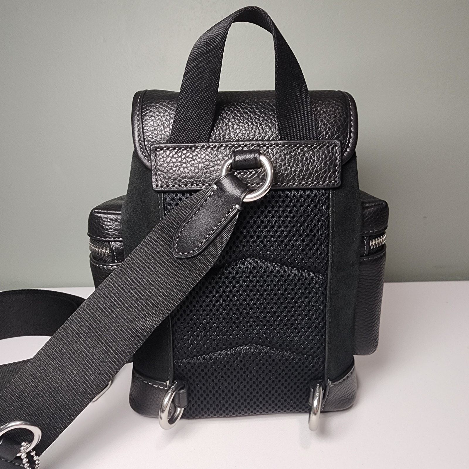 Coach NWT Coach CCE79 Sprint Sling Pack Silver Black Suede Size ONE SIZE - 3 Thumbnail