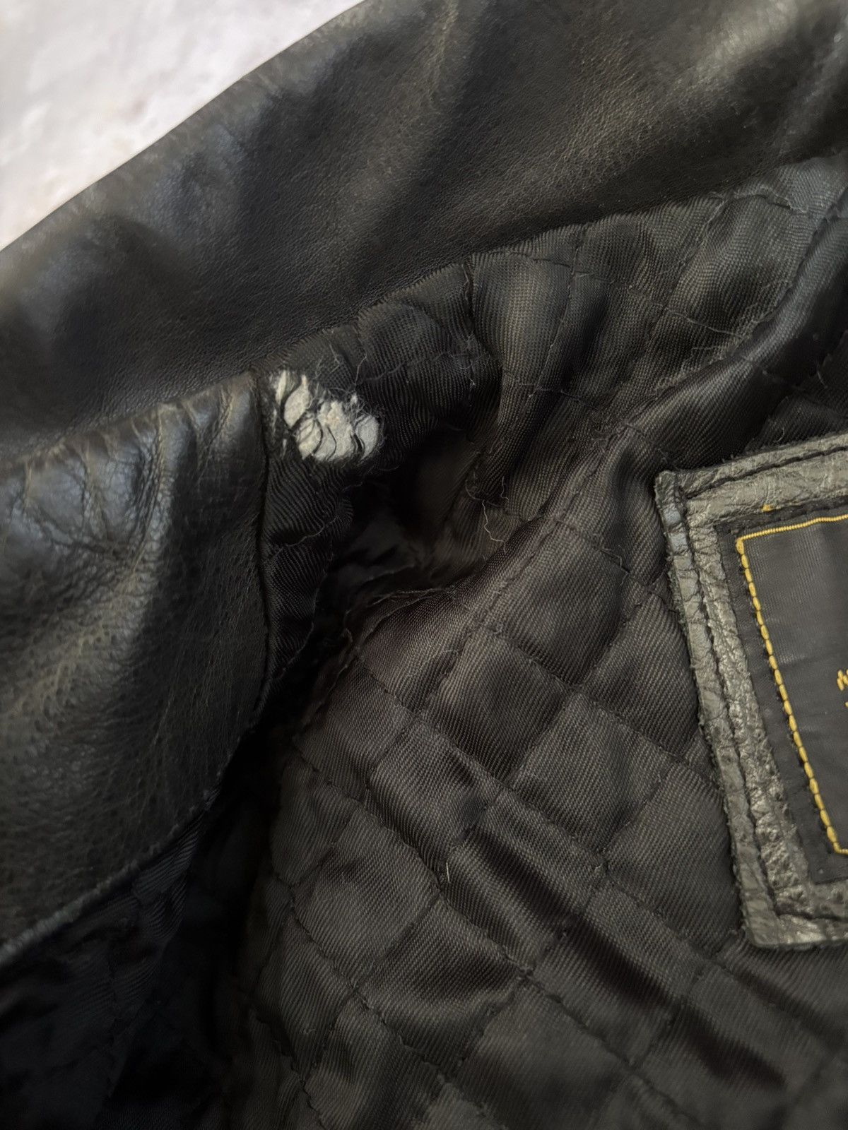 Avirex Vintage 90s Avirex Leather jacket Size US L / EU 52-54 / 3 - 9 Thumbnail