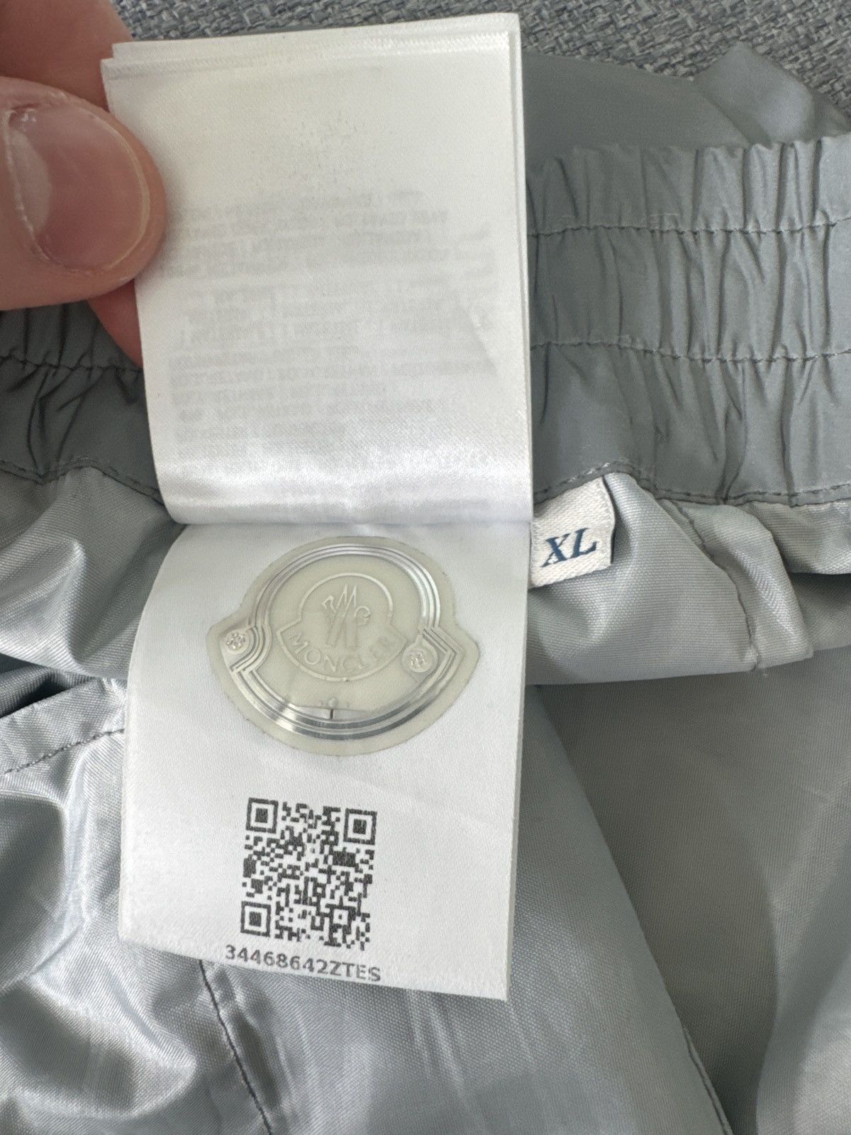 Moncler Moncler reflective pants Size US 34 / EU 50 - 6 Thumbnail