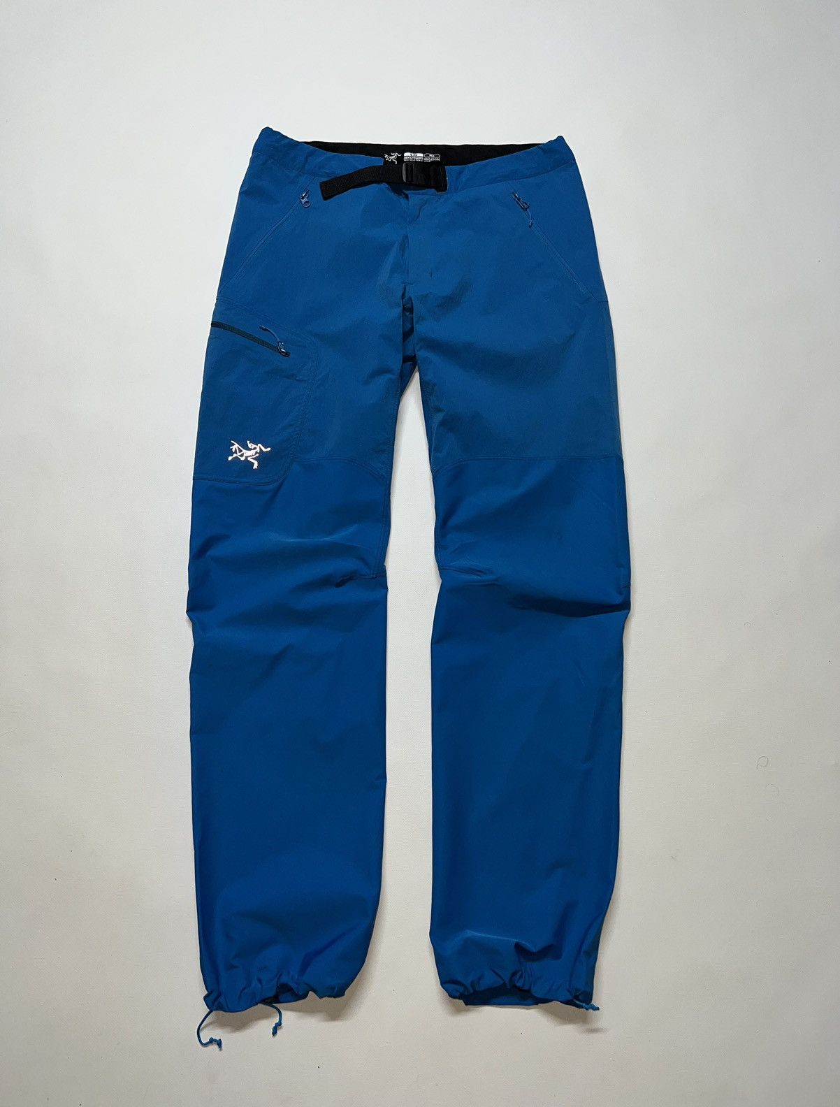 image of Arcteryx x Outdoor Life Vintage Y2K Arc’Teryx Rec Nylon Reflective Logo Track Pants in Blue (Size 3