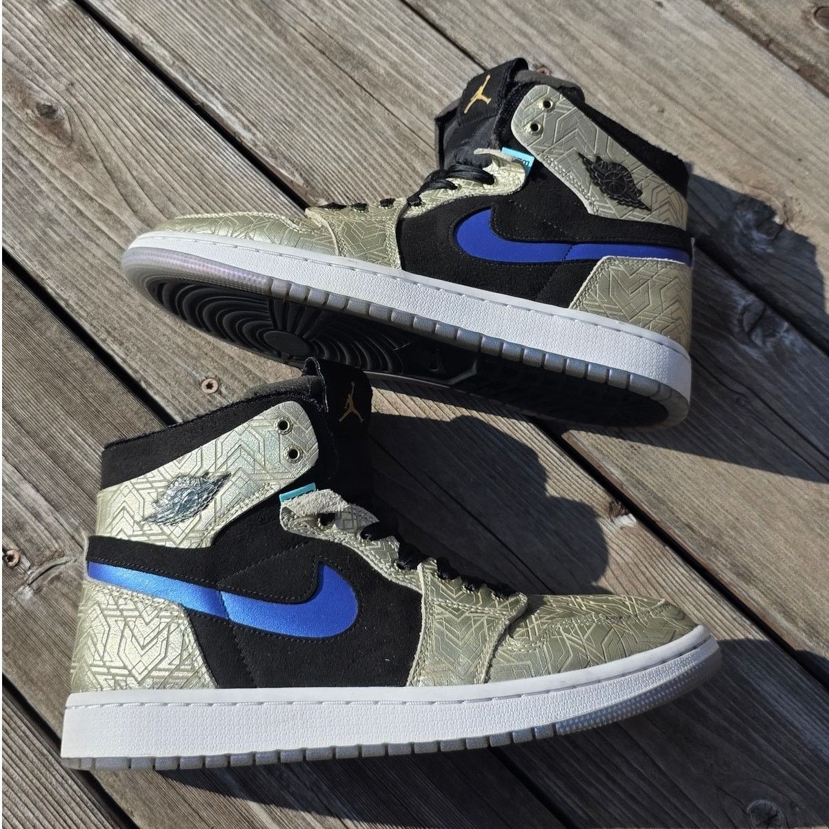 Jordan Brand × Nike Jordan 1 High Zoom Air CMFT "Gold Laser" Size US 9 / EU 42 - 2 Thumbnail