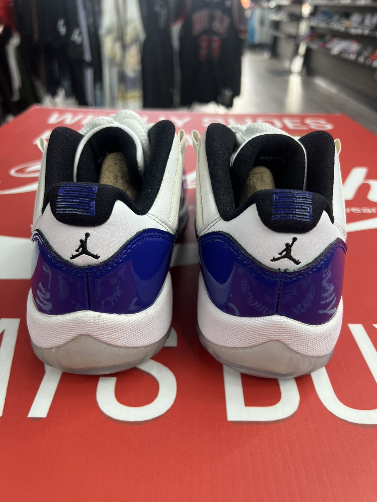 Jordan Brand Air Jordan 11 Low White Concord Size 7.5w/6Y Size US 6 / EU 39 - 5 Thumbnail