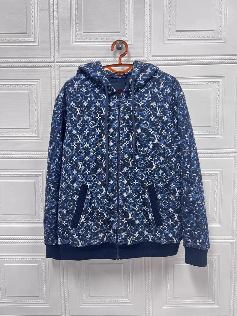 Louis Vuitton Louis Vuitton Render Full Print Hooded Jacket Size US M / EU 48-50 / 2 - 1 Thumbnail