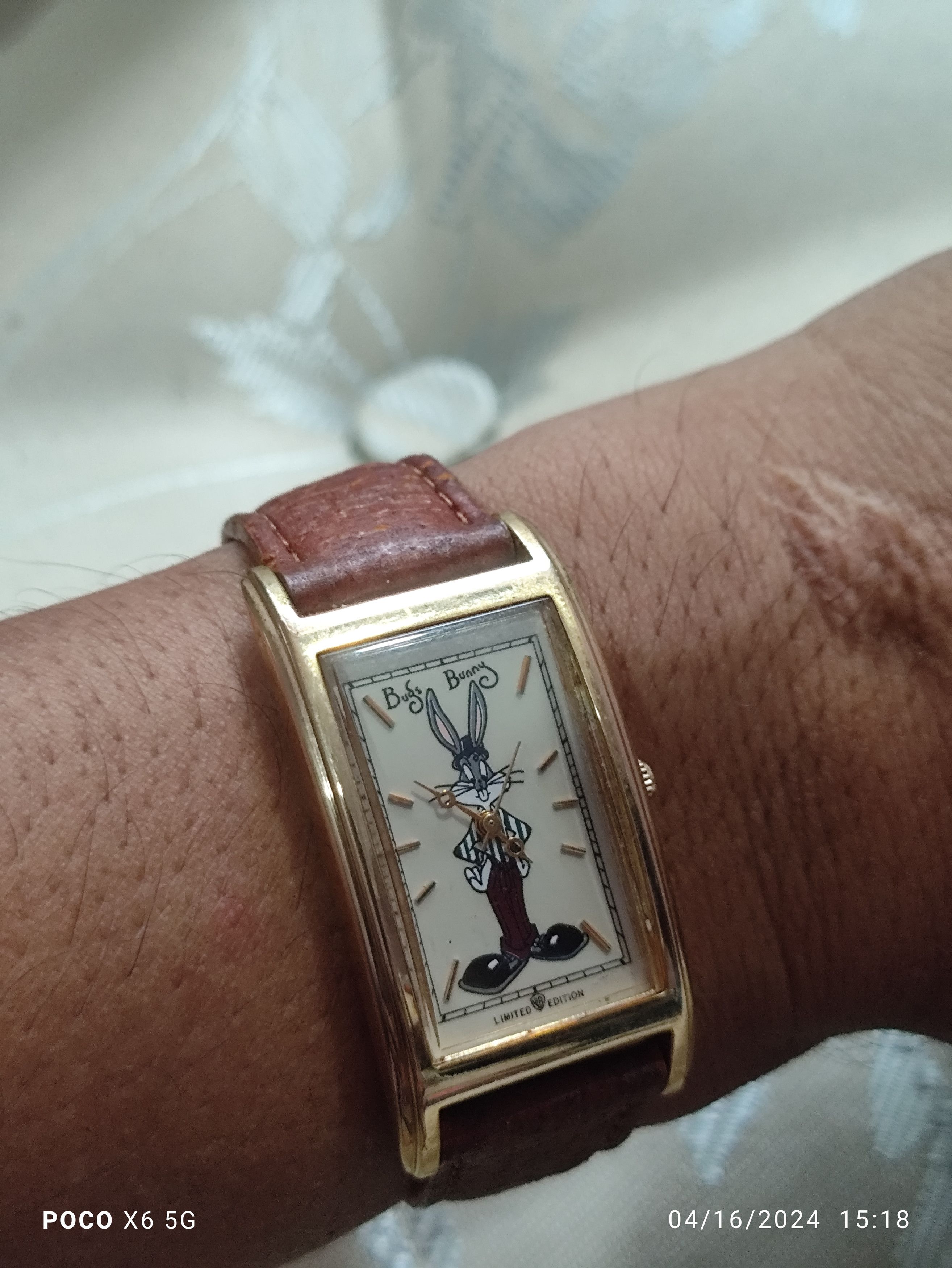 Japanese Brand LIMITED EDITION "BUGS BUNNY" THE WARNER BROS WATCH COLLECT Size ONE SIZE - 3 Thumbnail