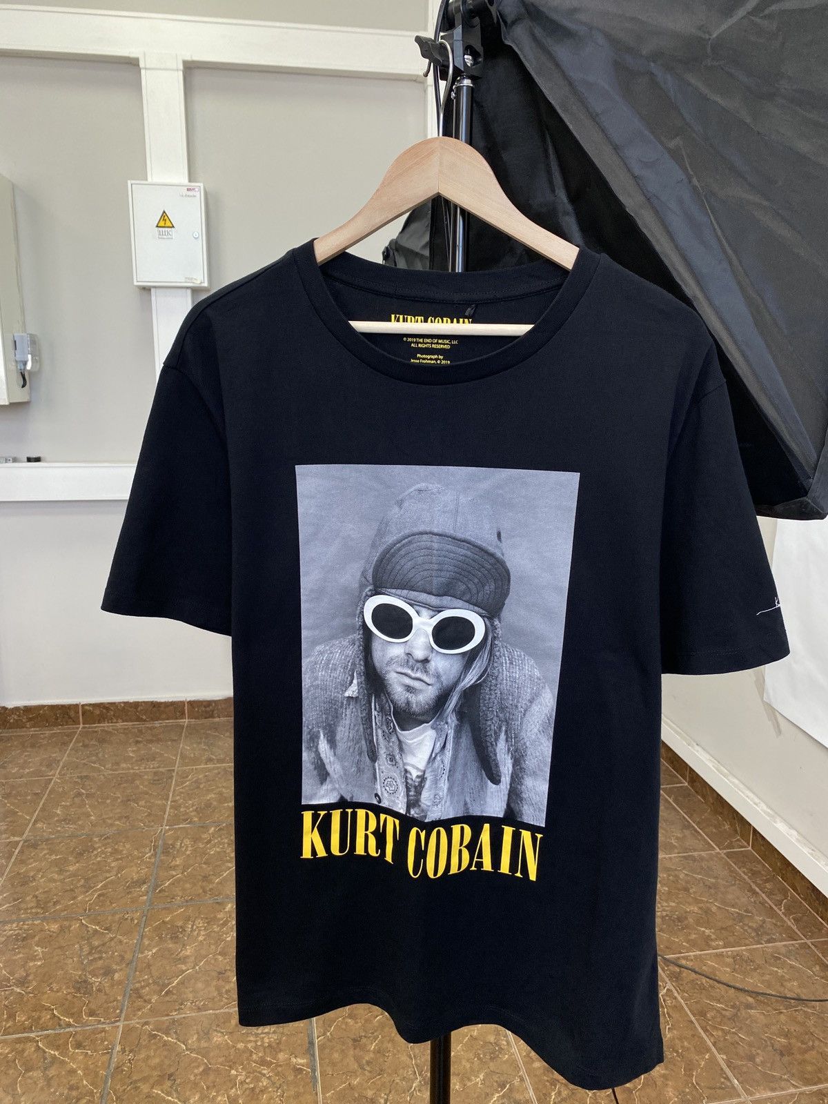 Nirvana 🇺🇸 Y2K Kurt Cobain Nirvana T-Shirt Rare Retro Hype Size US M / EU 48-50 / 2 - 1 Thumbnail