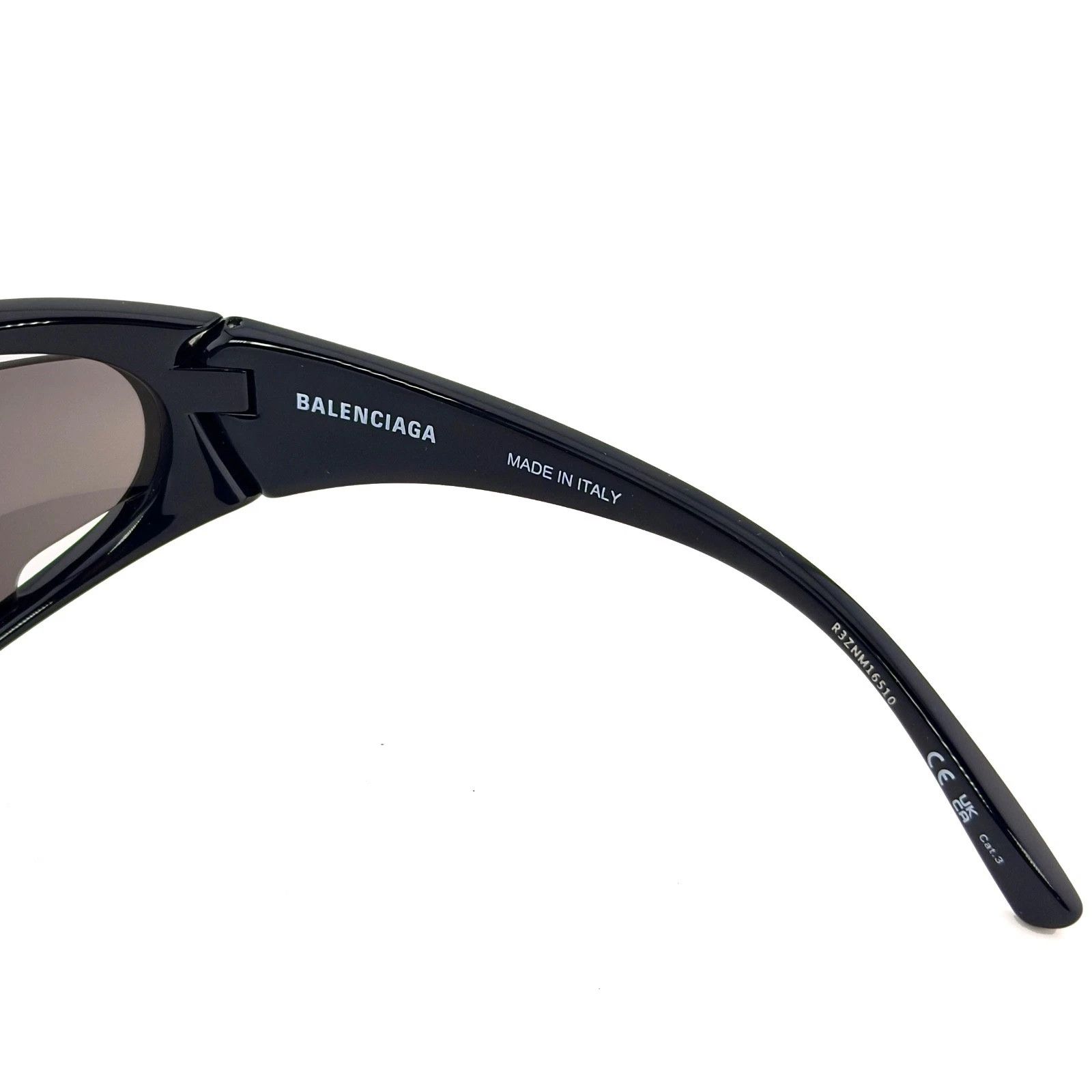 Balenciaga BALENCIAGA DYNAMO 0318 Black 001 Fashion Sunglasses BB0318S Size ONE SIZE - 7 Thumbnail