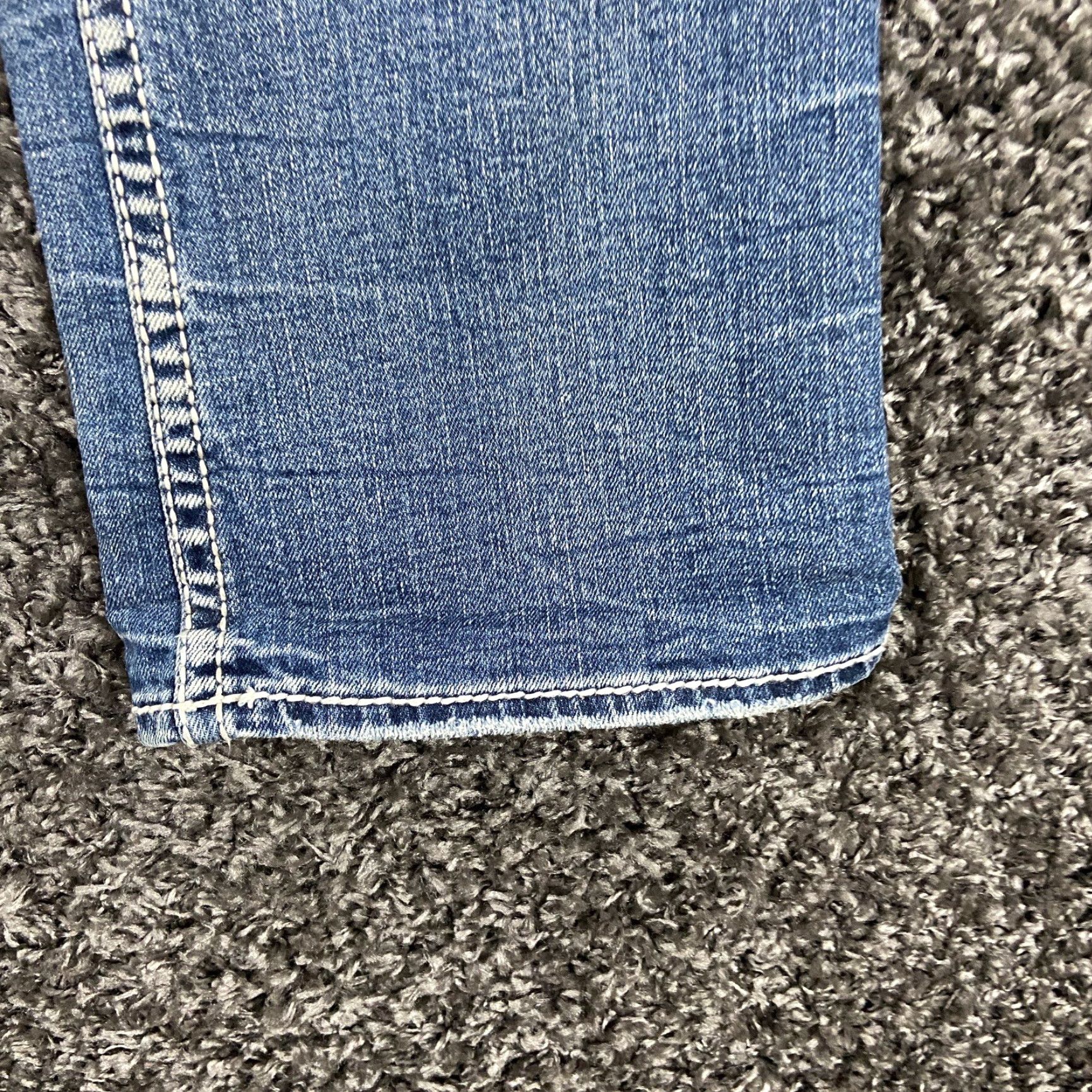 Silver Jeans Co. Silver Jeans Co Suki Flap 17” Heavy Stitch Bootcut Jeans Women Adult 28 Blue Womens Size 28" / US 6 / IT 42 - 2 Thumbnail