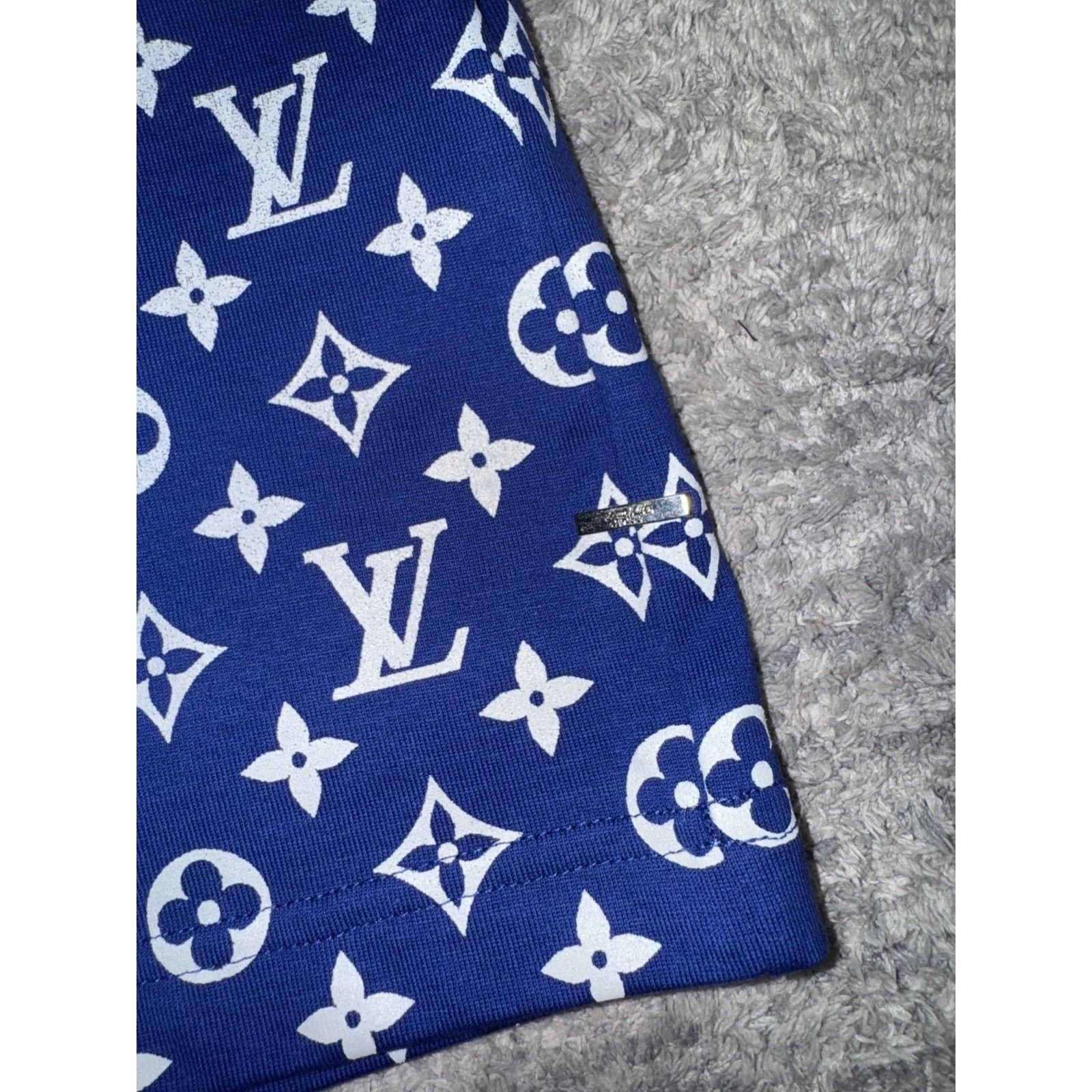 Louis Vuitton Louis Vuitton Gradient Short Sleeve T-Shirt Large L Size US L / EU 52-54 / 3 - 7 Thumbnail