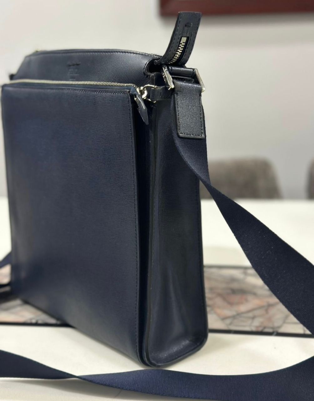 Fendi Authentic FENDI Shoulder/Crossbody Bag Size ONE SIZE - 4 Thumbnail