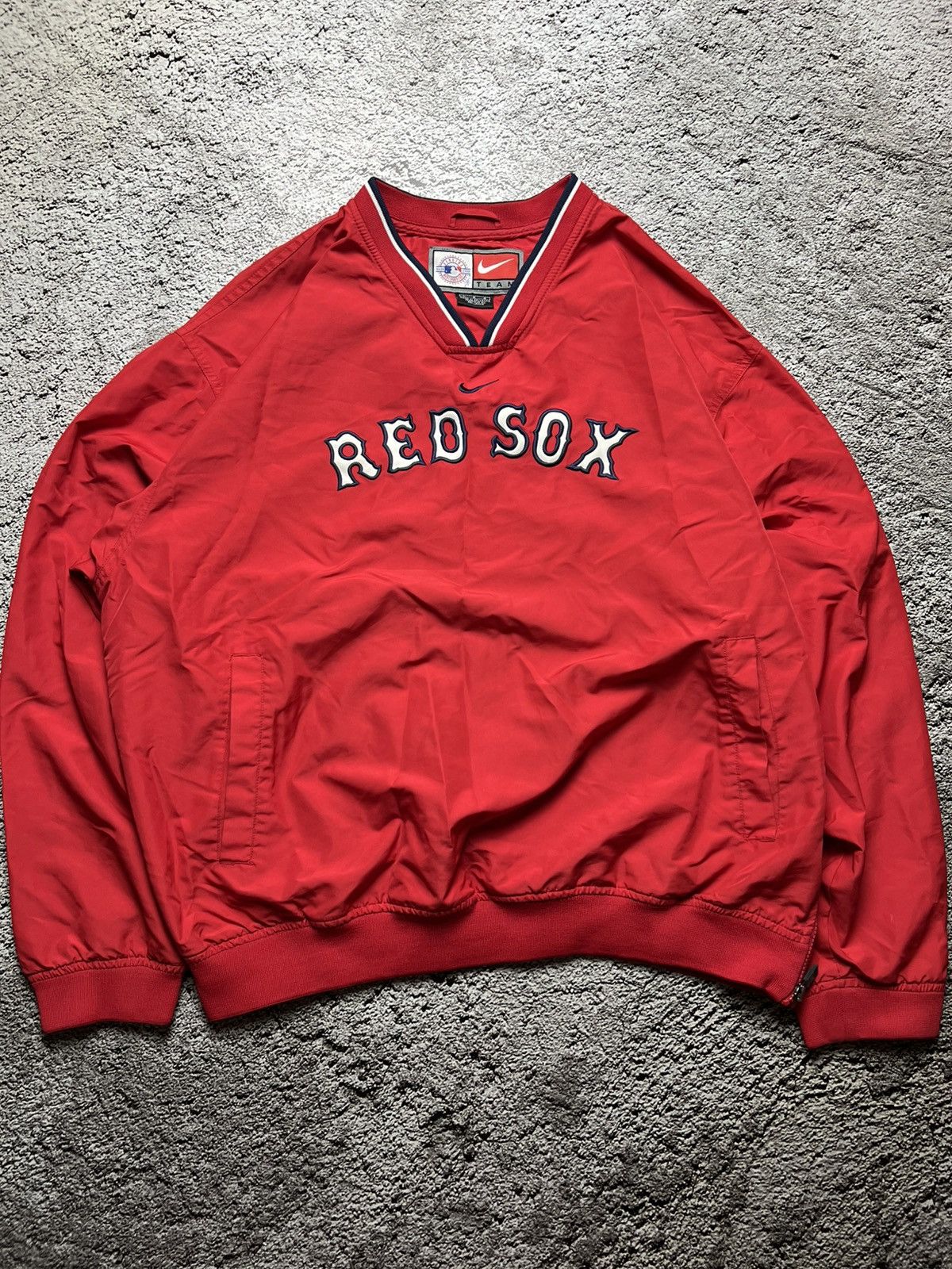 Nike VTG 90’s Boston Red Sox MLB centre swoosh jacket windbreaker Size US L / EU 52-54 / 3 - 1 Thumbnail