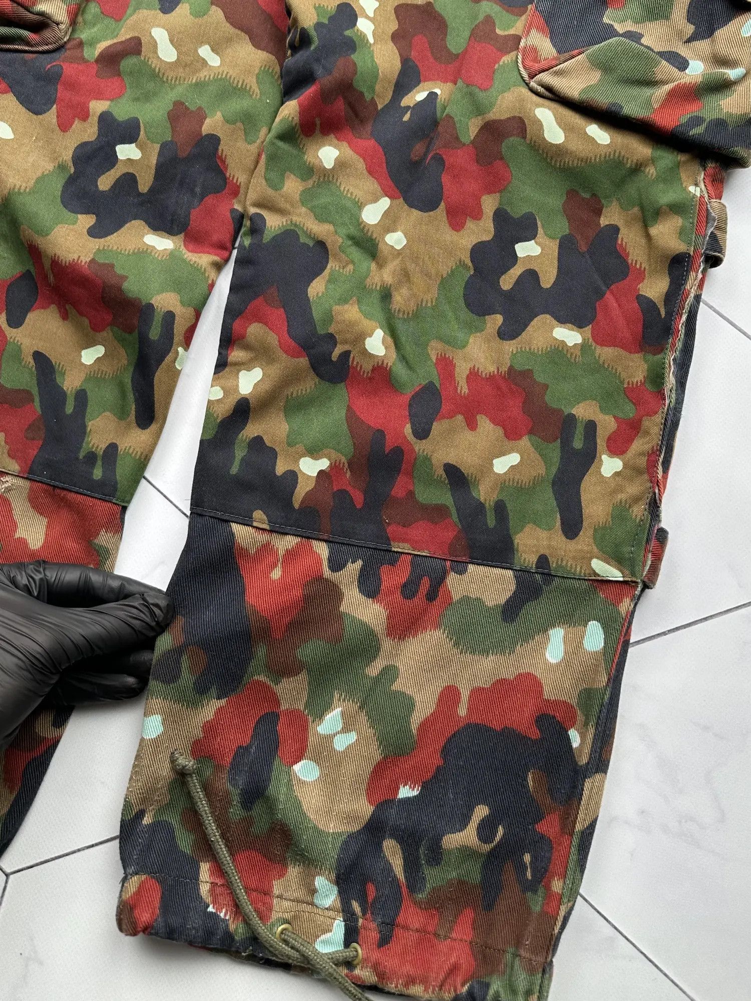 Japanese Brand Vintage Military Cargo Bondage Pants (B601)E2 Size US 36 / EU 52 - 5 Thumbnail