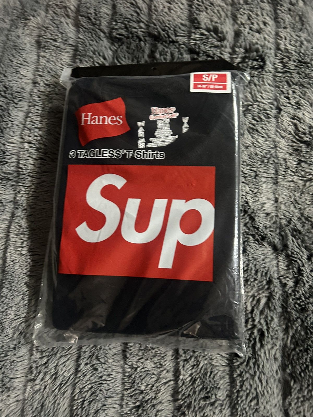 Supreme Supreme Hanes Tagless Tees pack of 4 Size US S / EU 44-46 / 1 - 2 Thumbnail