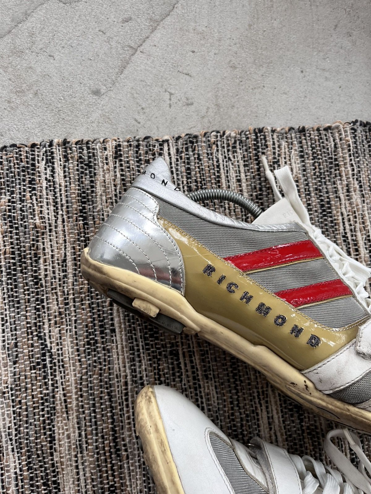 John Richmond Rare Vintage John Richmond White Leather Sportswear Sneakers Size US 9 / EU 42 - 3 Thumbnail