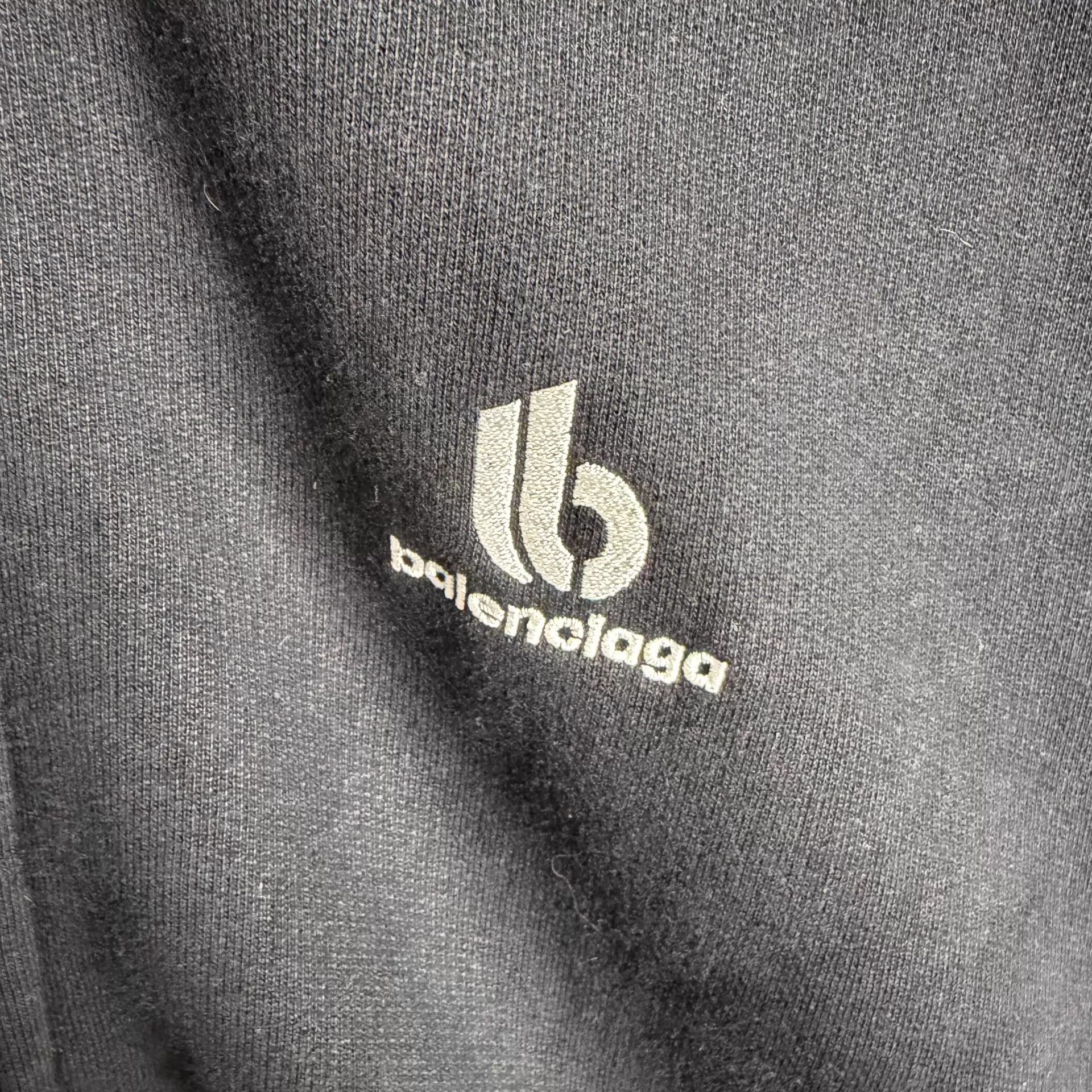 Balenciaga Balenciaga Logo Embroidered Zip Unisex Hoodie Black 4 Size US XL / EU 56 / 4 - 5 Thumbnail