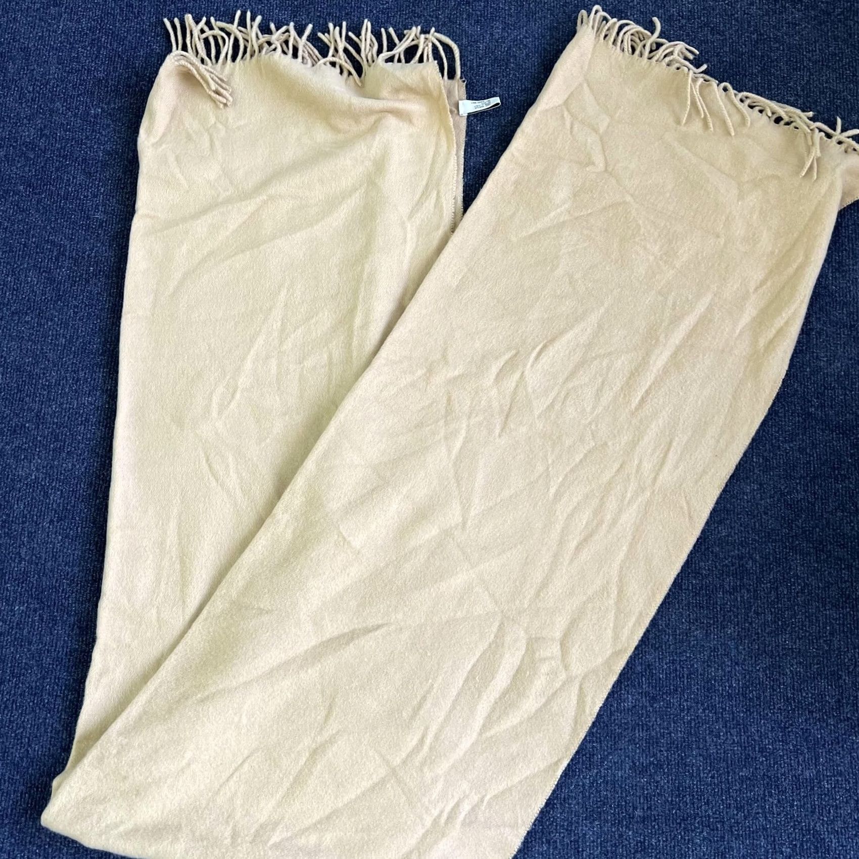 Vintage VINTAGE Amanda Smith Scarf Shawl Wrap Womens One Size Beige Fringe Acrylic Made In Italy Size ONE SIZE - 2 Thumbnail