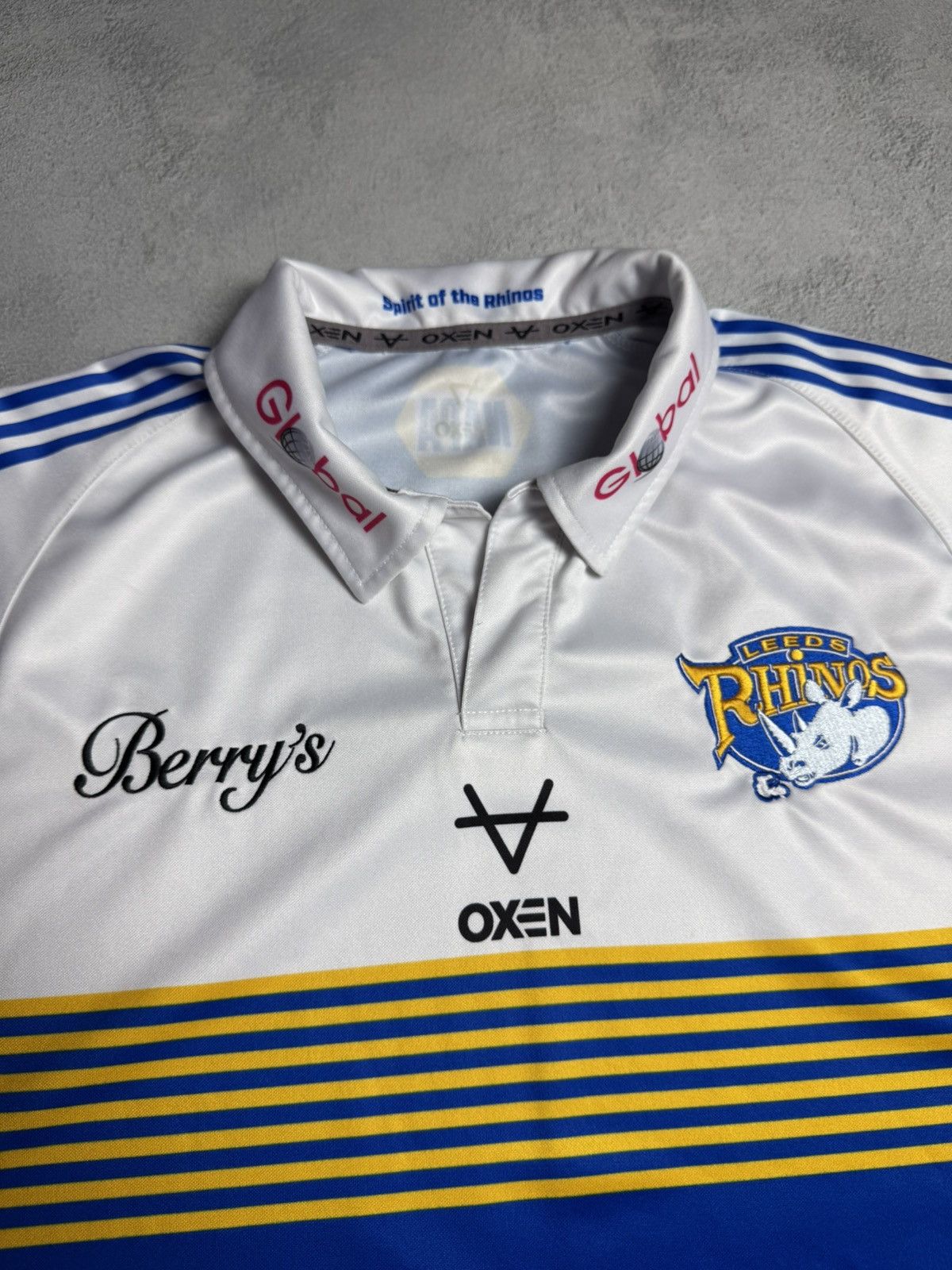 Vintage Leeds Rhinos 2021 Home Rugby Shirt Jersey Oxen Size US L / EU 52-54 / 3 - 7 Thumbnail
