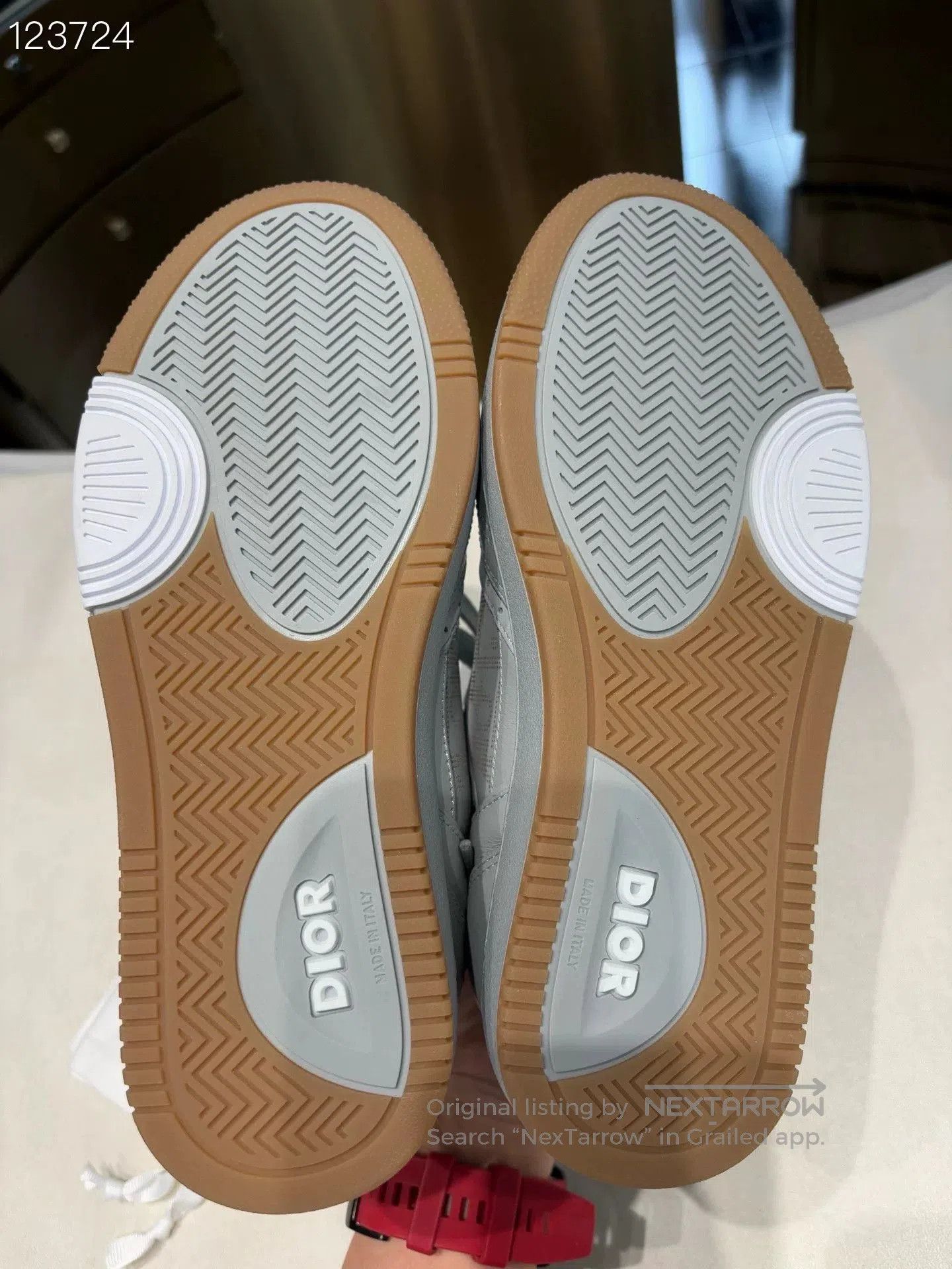 Dior Dior Year of Tiger Limited Gray. Size US 4 / IT 34 - 6 Thumbnail