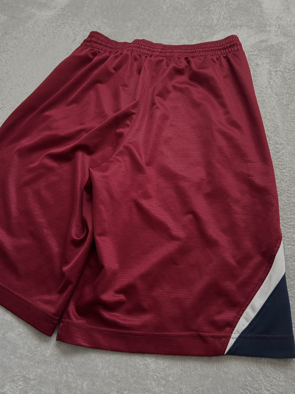 Nike × Vintage Vintage Nike Baggy Basketball Shorts Size US 32 / EU 48 - 5 Thumbnail