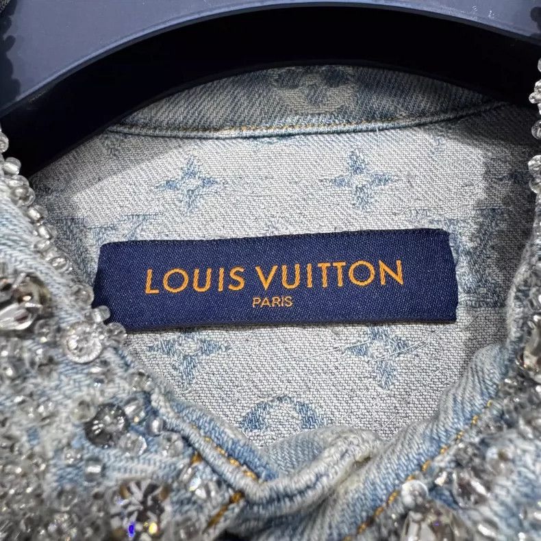 Louis Vuitton Louis Vuitton Rhinestone print full print denim jacket Next Size US XL / EU 56 / 4 - 2 Thumbnail