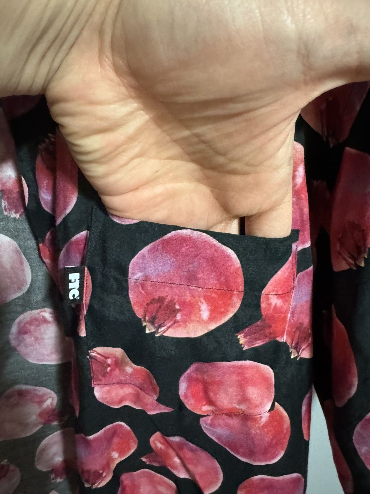 FTC FTC Pomegranate Print Short Sleeve Shirt Size US M / EU 48-50 / 2 - 5 Thumbnail