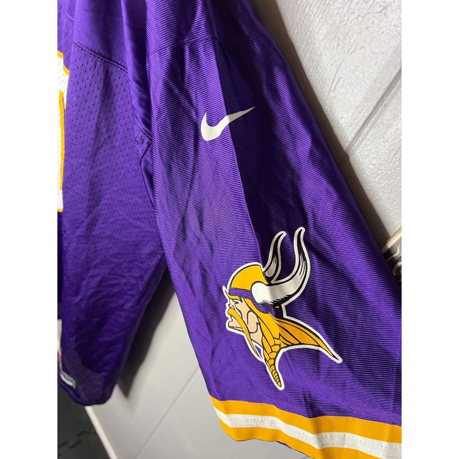 Nike Vintage Nike Minnesota Vikings Purple Chris Carter Jersey 80 Size US XL / EU 56 / 4 - 4 Thumbnail