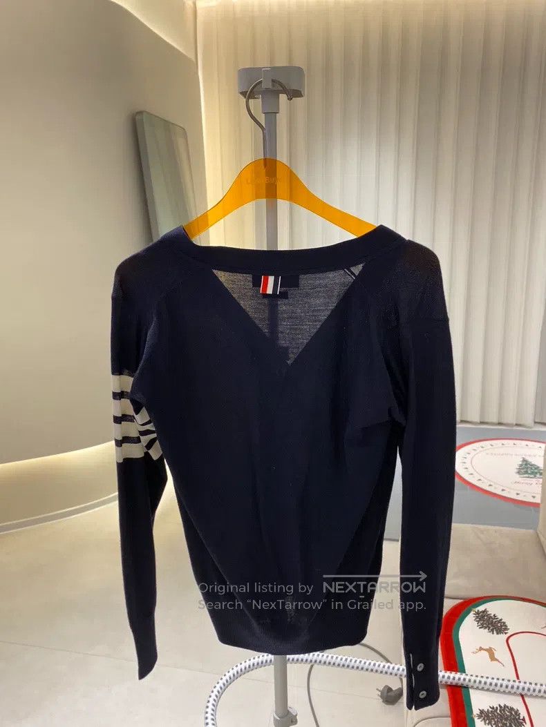 Thom Browne Thom Browne Navy Blue Classic Four Striped Wool Cardigan Size US XS / EU 42 / 0 - 3 Thumbnail
