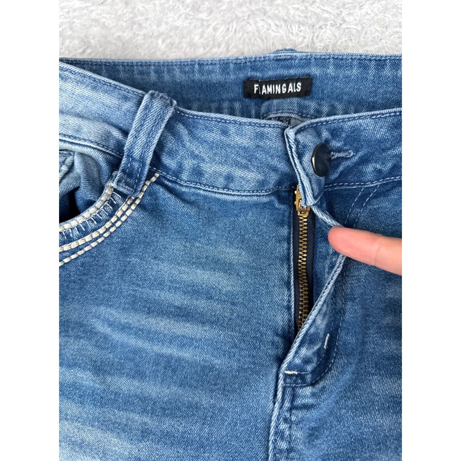 Old Navy Flamin Gals Jeans Old Navy Womens Jeans Bootcut 30x31 Blue Denim Mid Rise Cotton Blend 5-Pocket Zipper Button Stretch Regular Vintage No Size 30" / US 8 / IT 44 - 5 Thumbnail