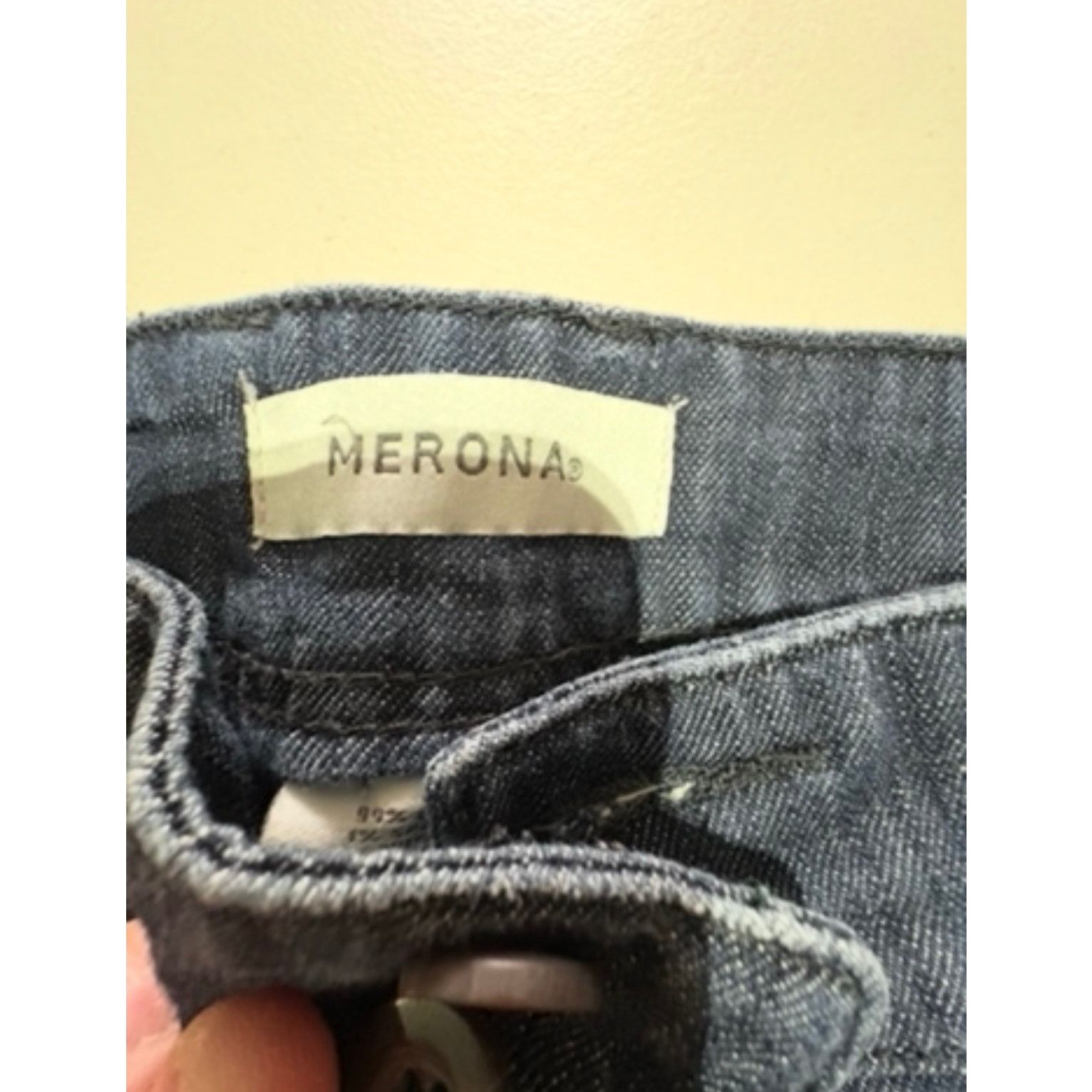 Merona Merona Women’s Denim Shorts Size 6 Blue Cuffed Hem Casual Size 28" / US 6 / IT 42 - 4 Thumbnail