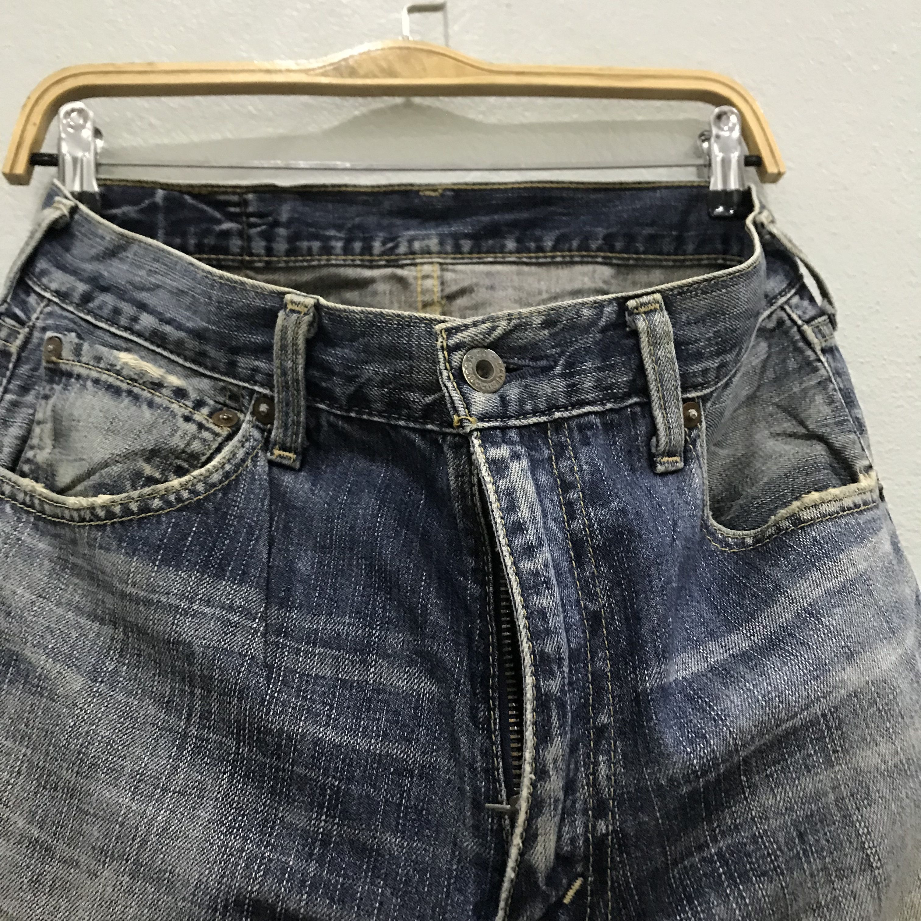 Levi's Vintage Levi’s 503 Jeans Distressed Faded Blue Size US 31 - 9 Thumbnail